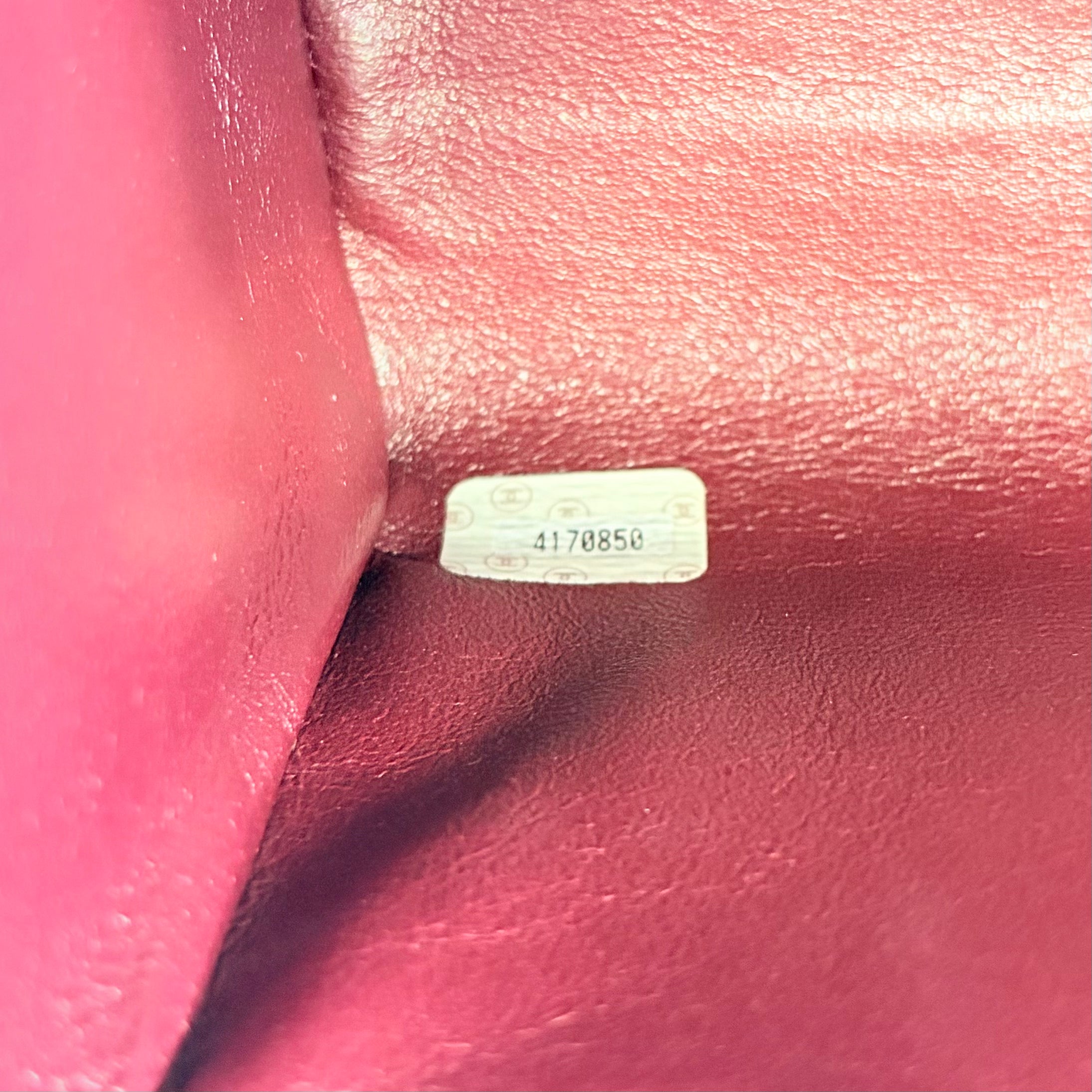 2607 secondhand CHANEL hand bag
