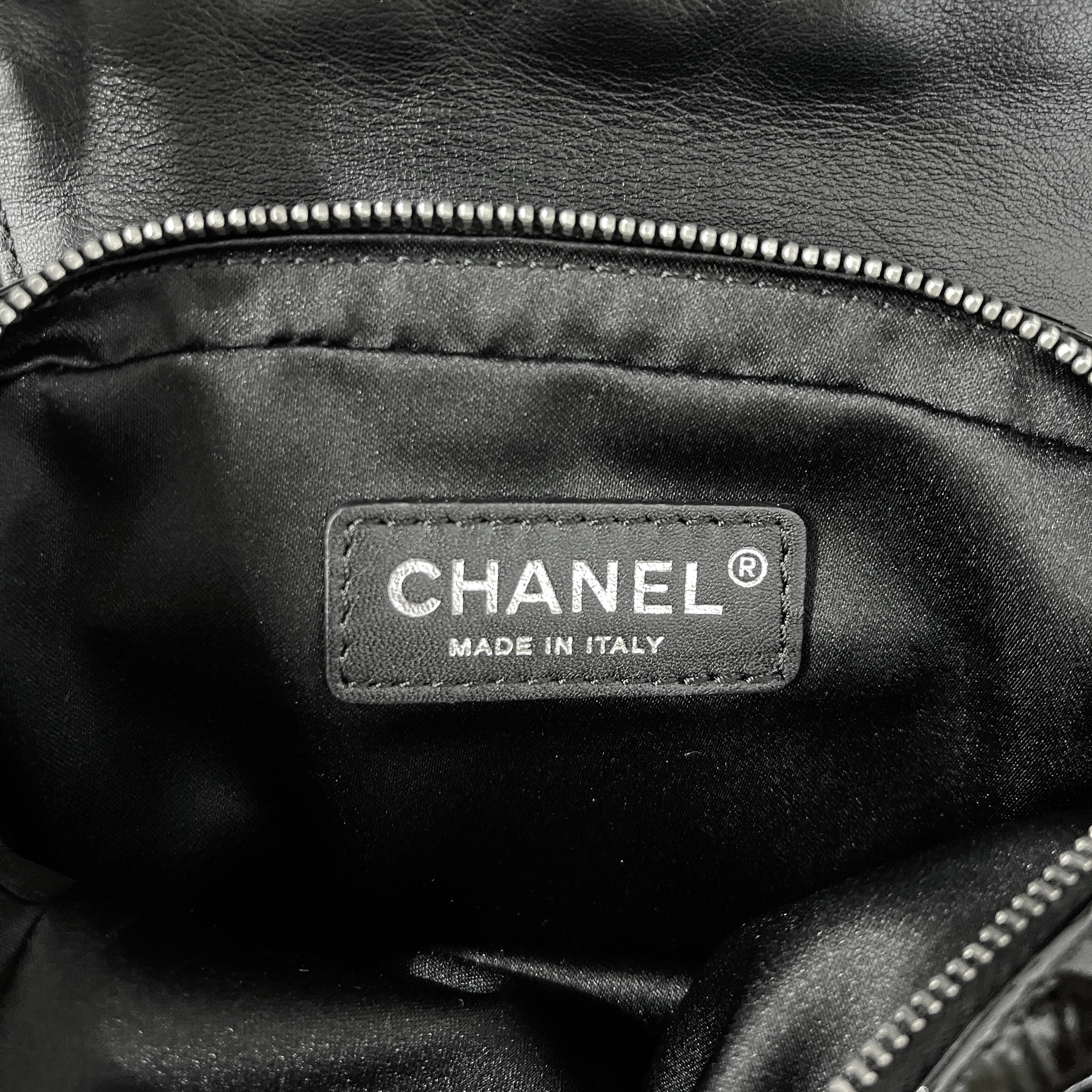 2512 secondhand CHANEL patent chain shoulderbag