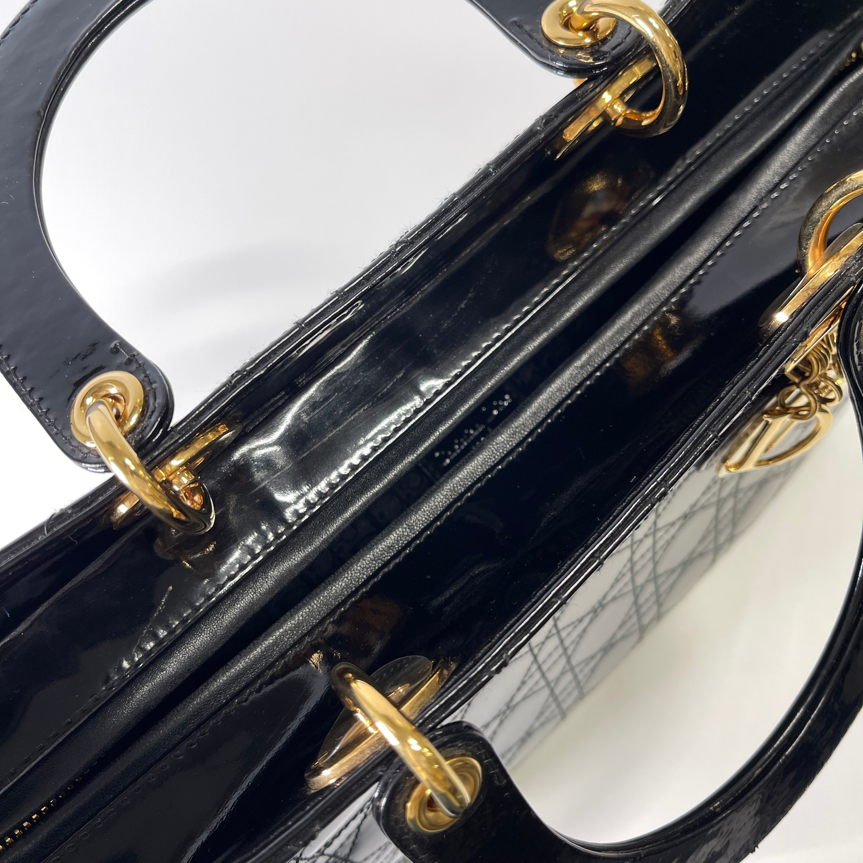 2604 secondhand CD Lady Dior Large patent