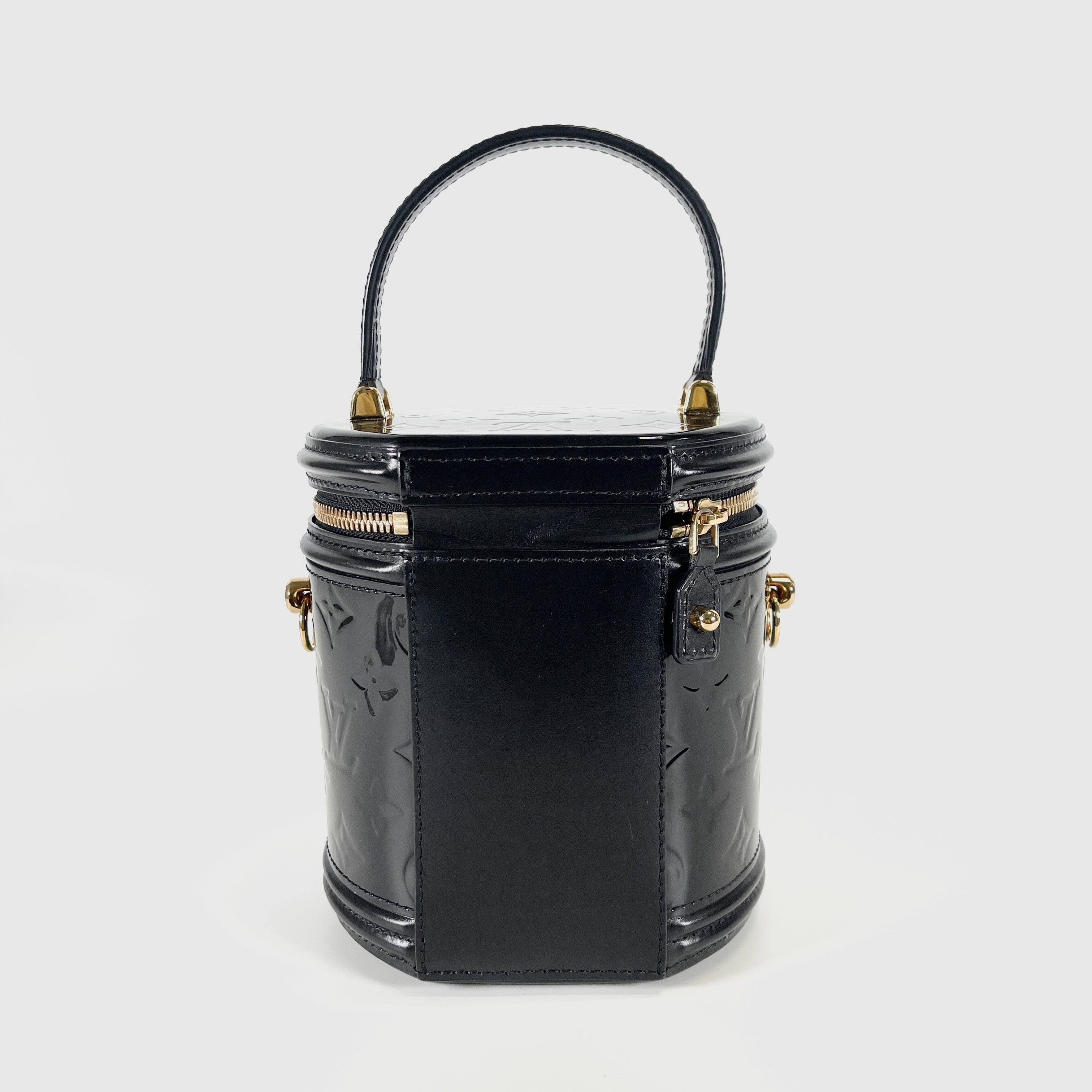 2601 secondhand LV Cannes