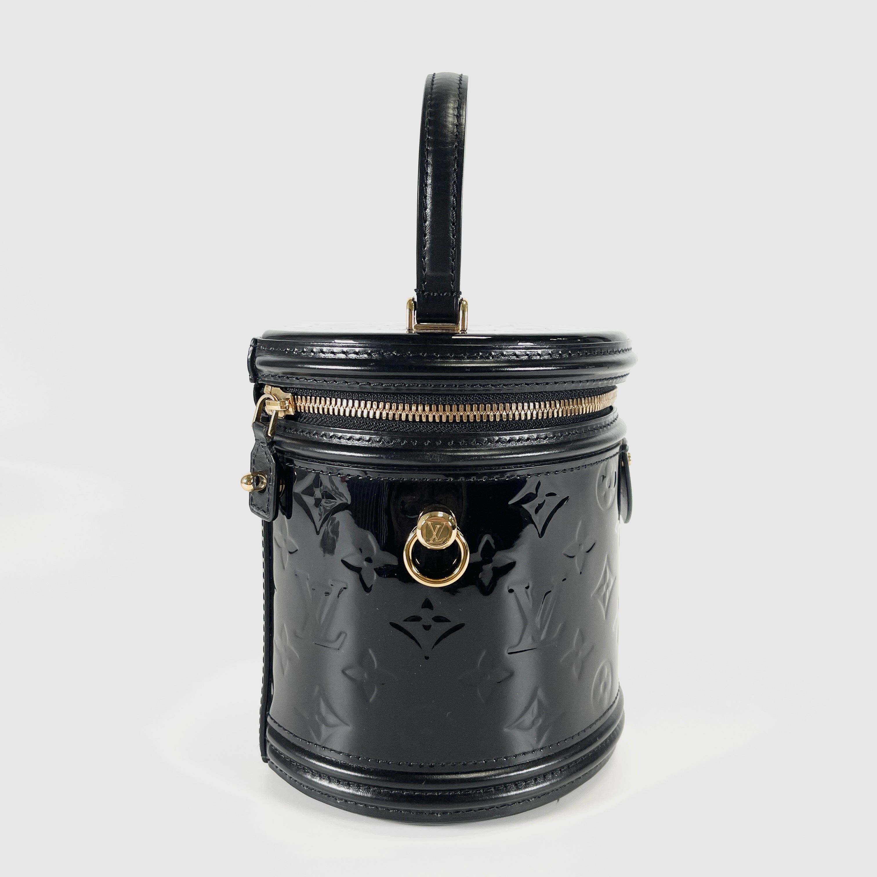 2601 secondhand LV Cannes
