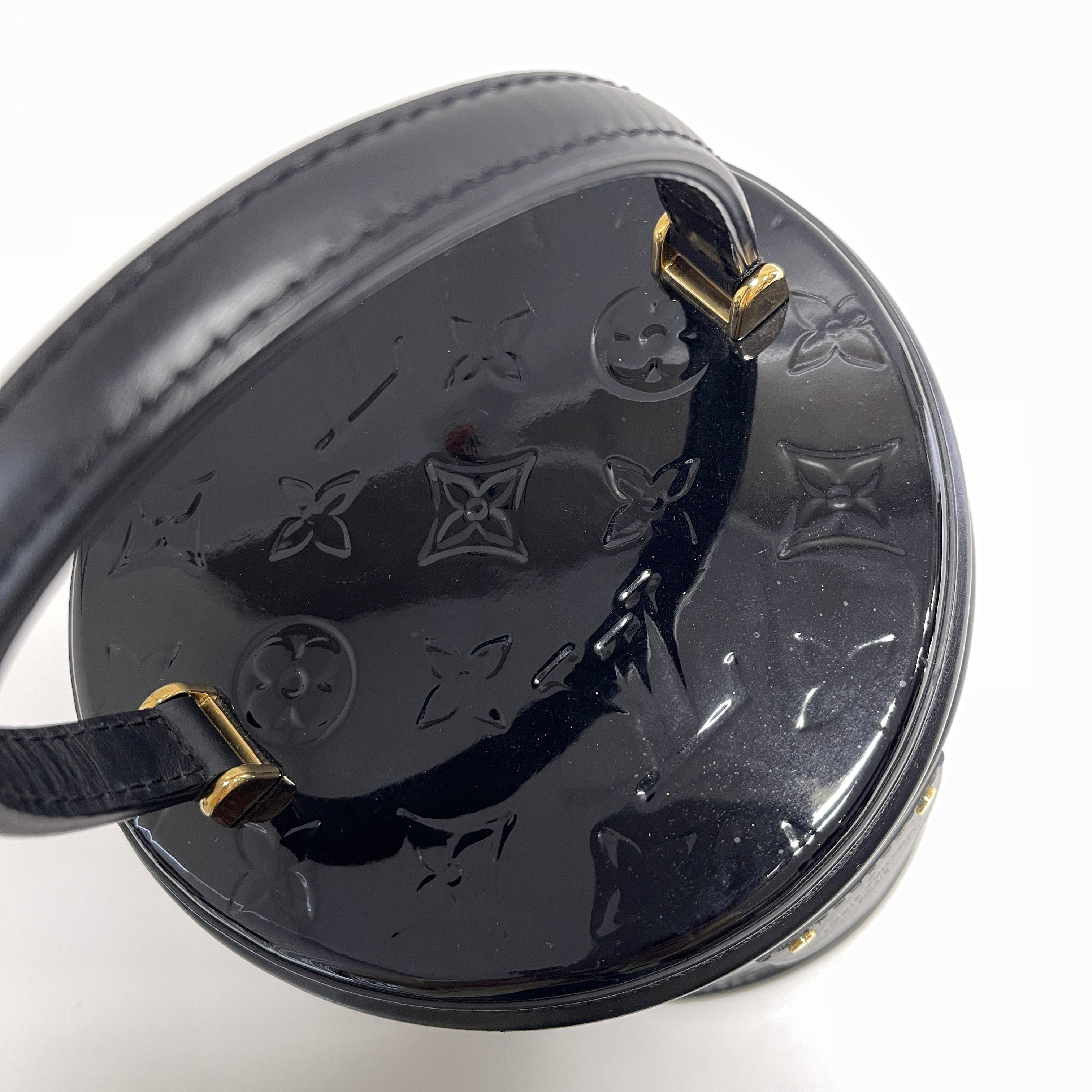 2601 secondhand LV Cannes