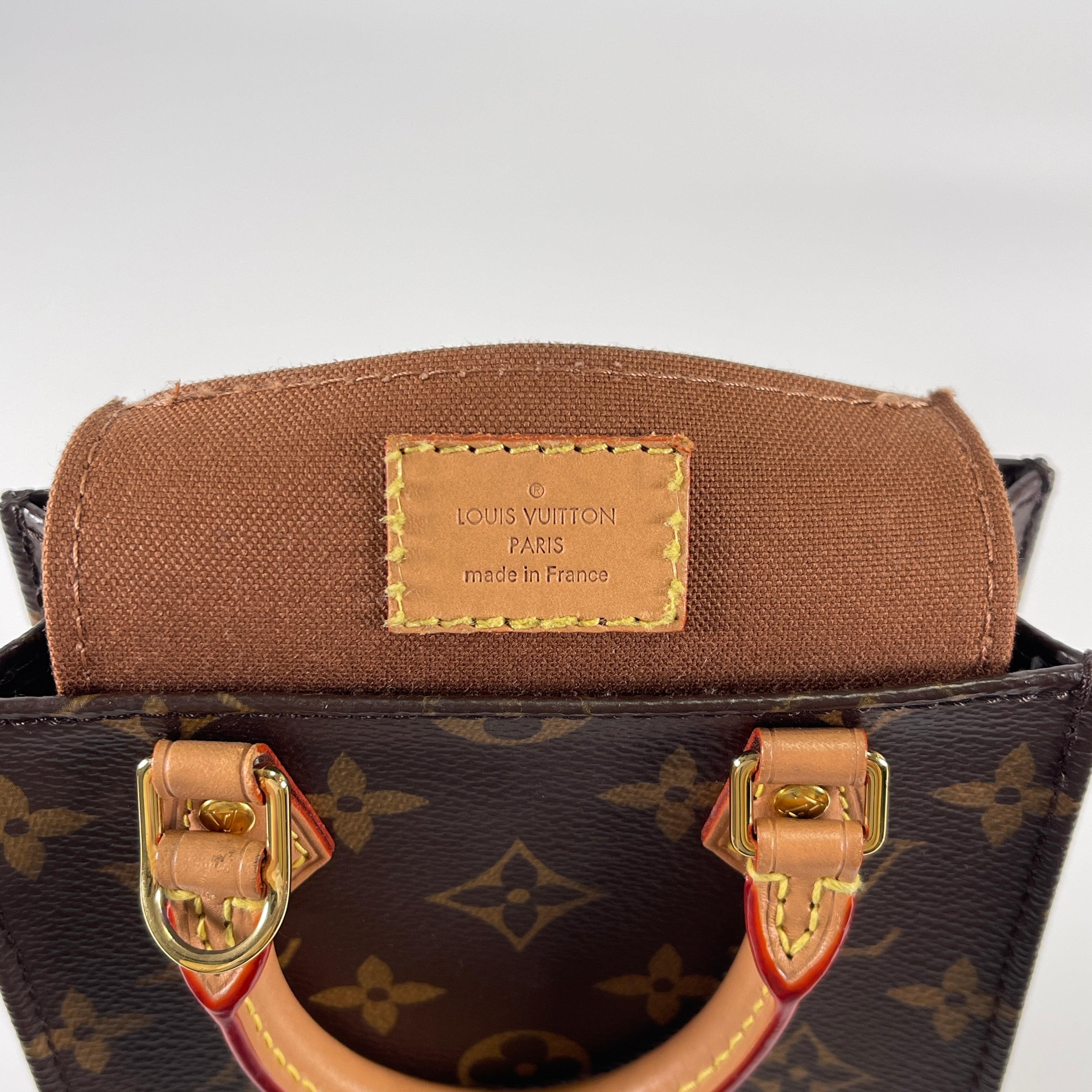 2601 secondhand LV Petite Sac Pla