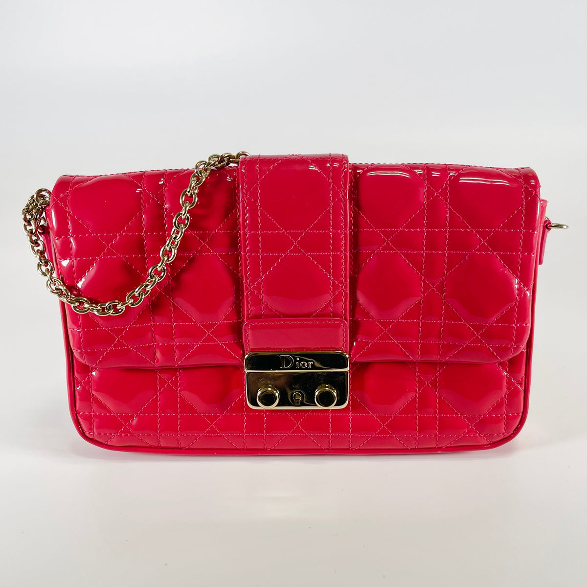 2604 secondhand CD patent Chain Shoulder Bag