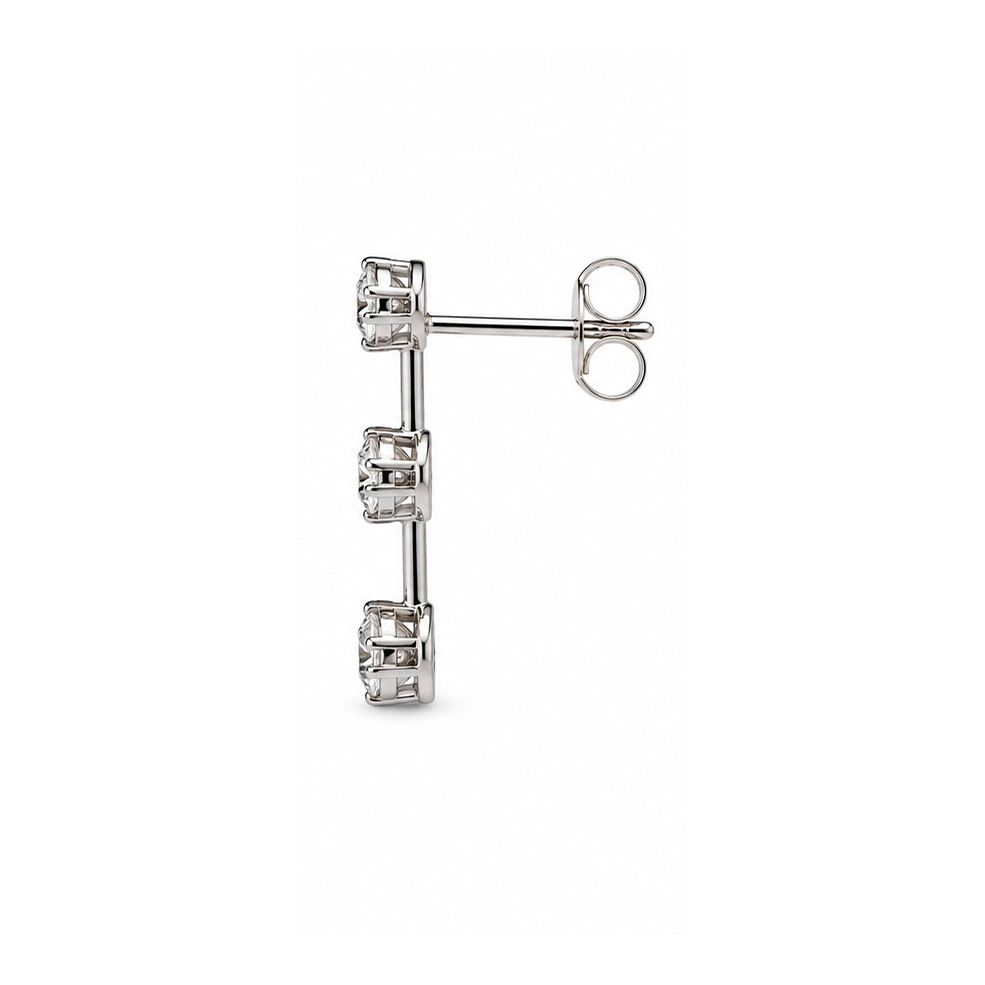 2606 secondhand K18WG earrings D0.5×2 Total 4.4g