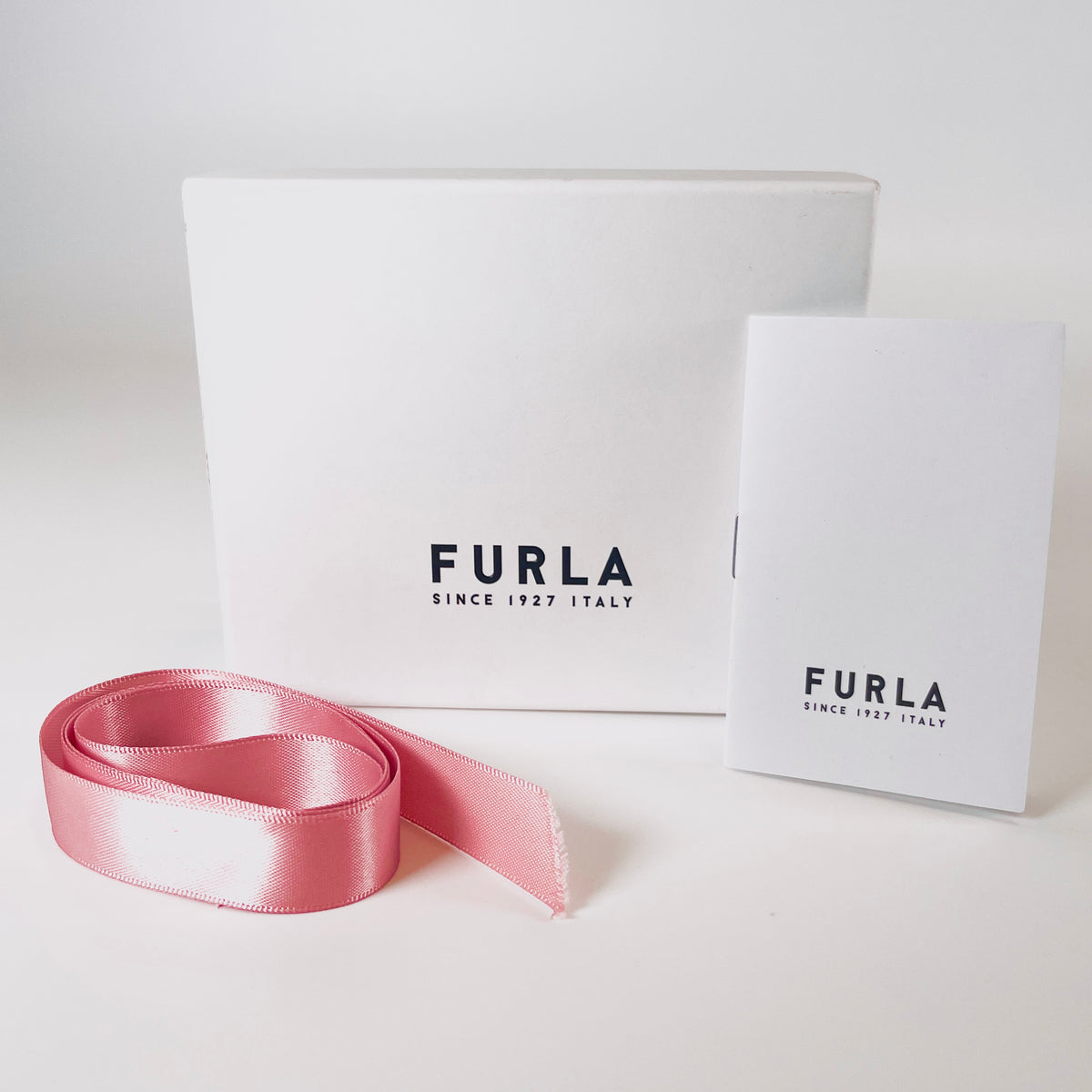 2606 secondhand FRURA Card Case leather Light gray box 14