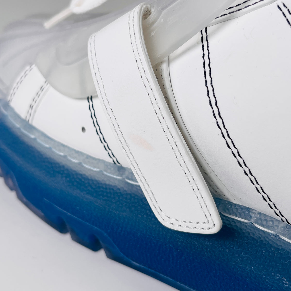 2606 secondhand CD DIOR ID leather × rubber sneakers 35 Women's white blue