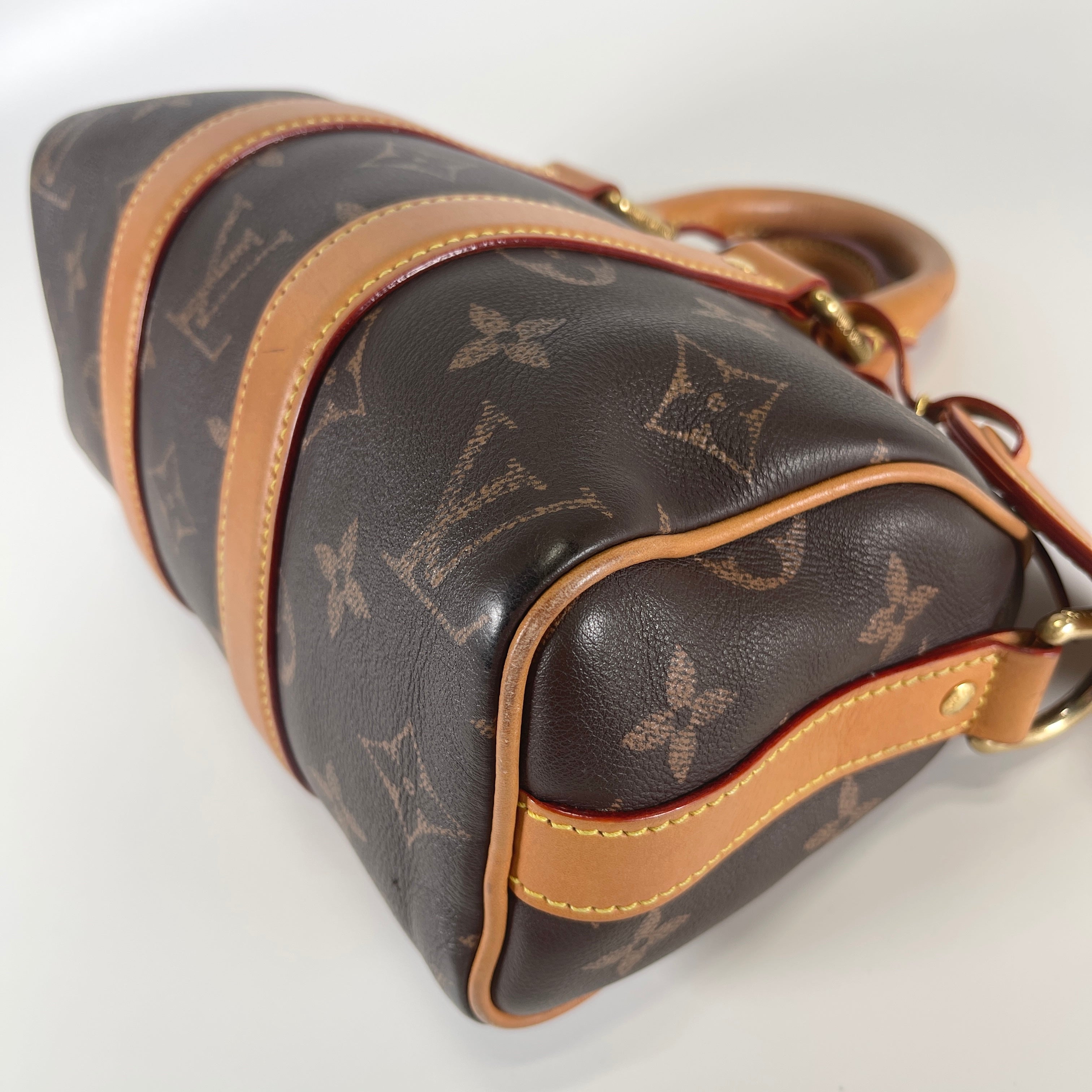 2603 secondhand LV Cuir Monogram M14026 Keepall Bandouliere 25 strap