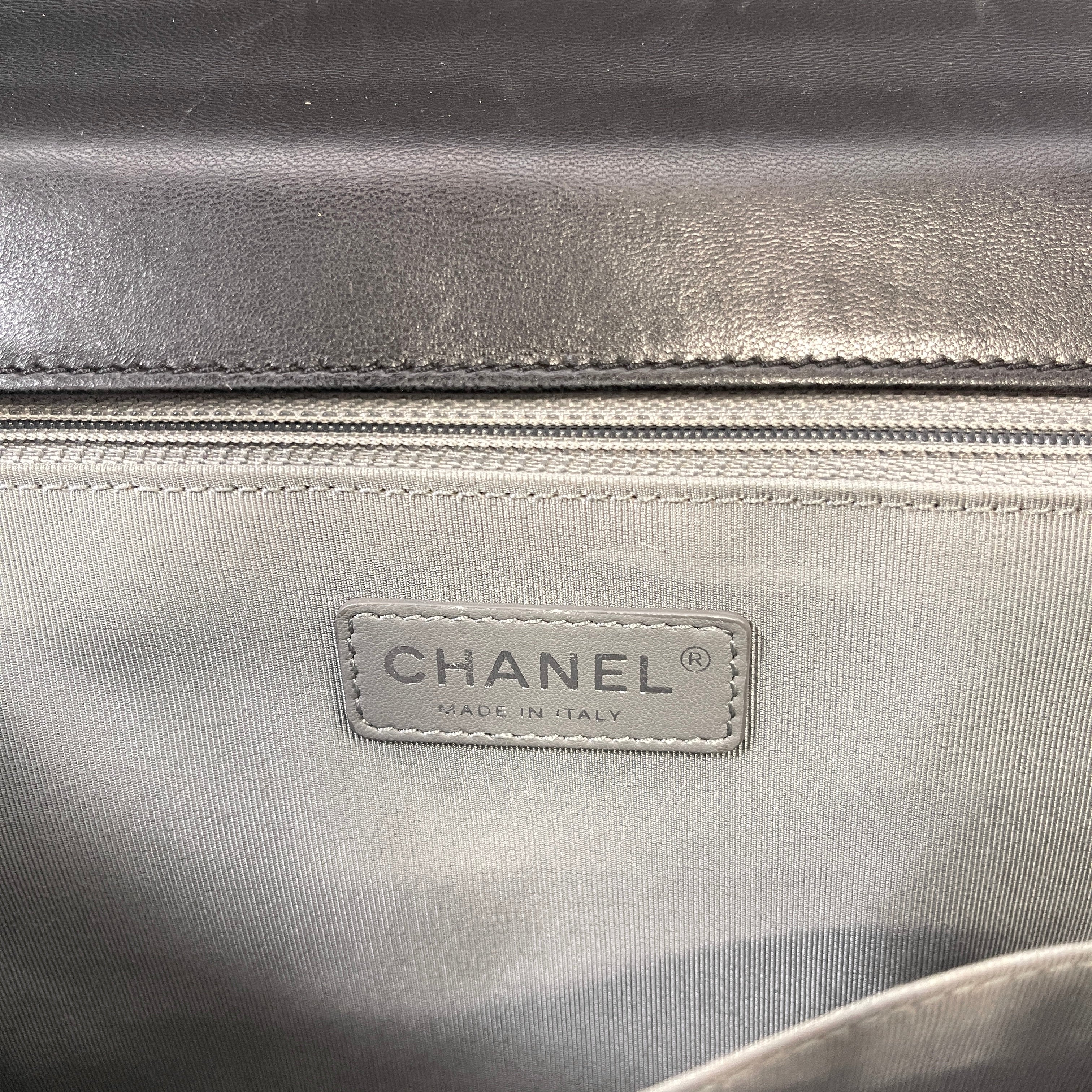 2602 secondhand CHANEL brand bag