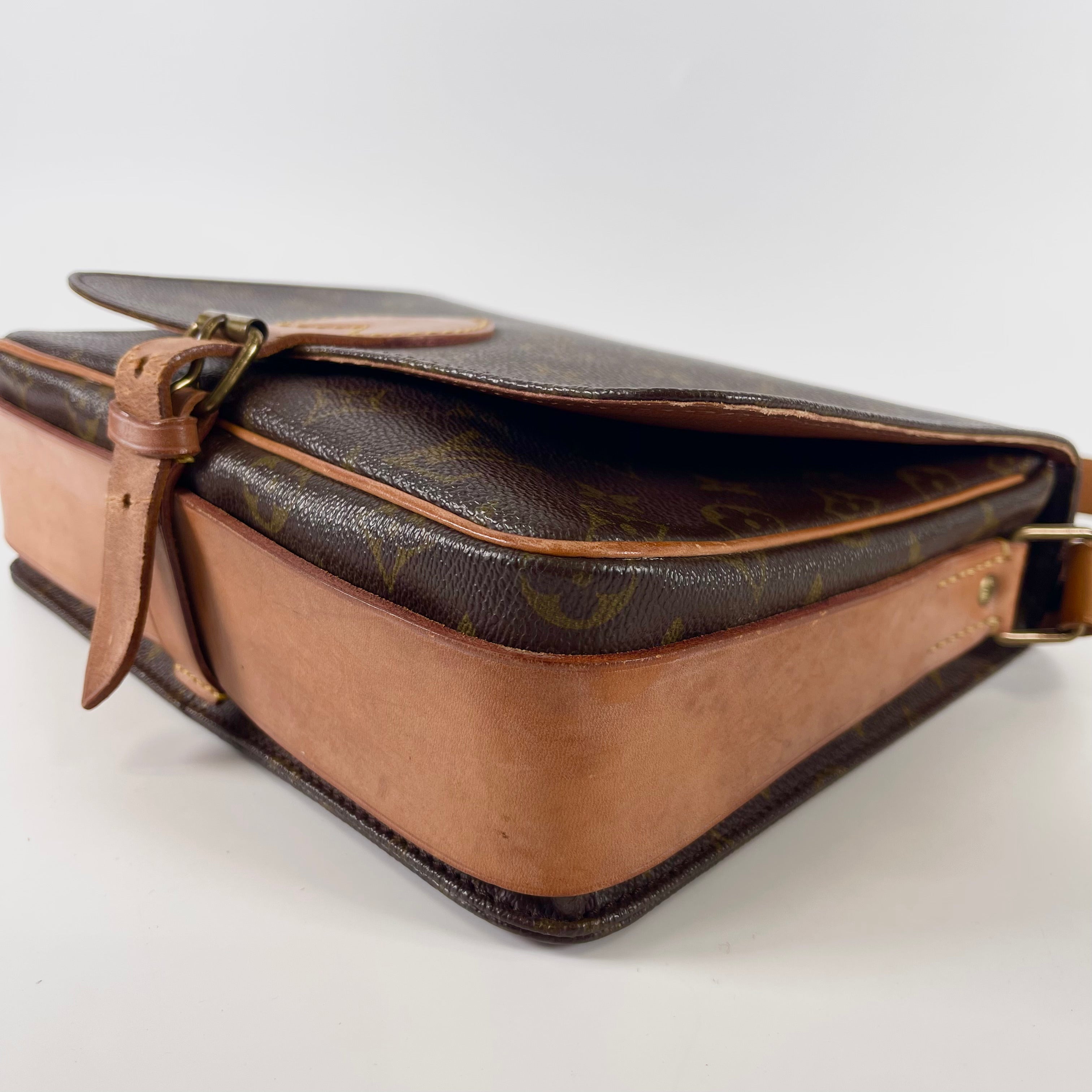 2601 Louis Vuitton Monogram M51253 Cult Ciel MM