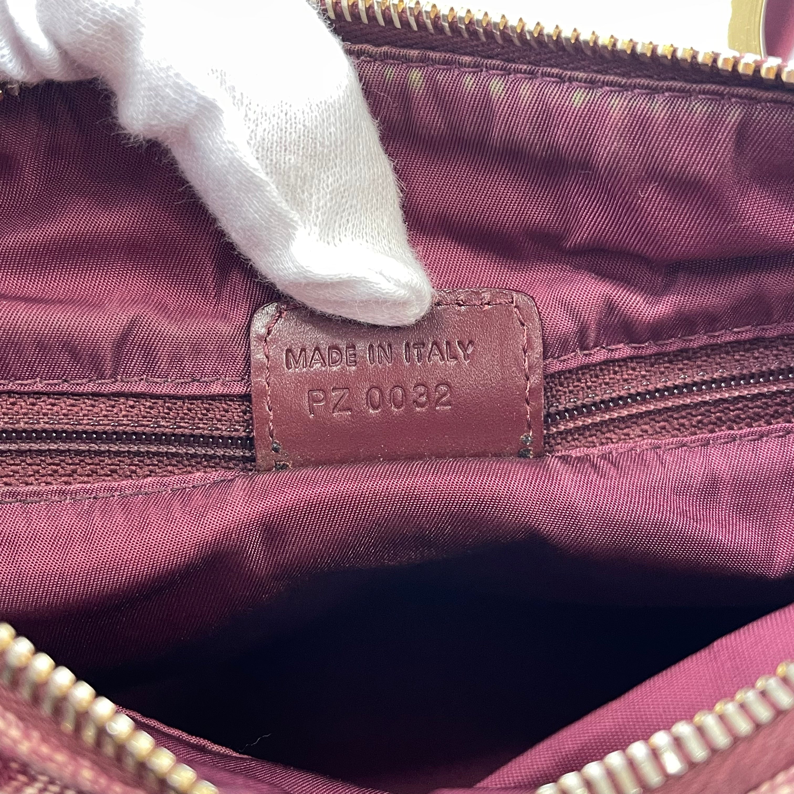 2601 secondhand CD Trotter hand bag