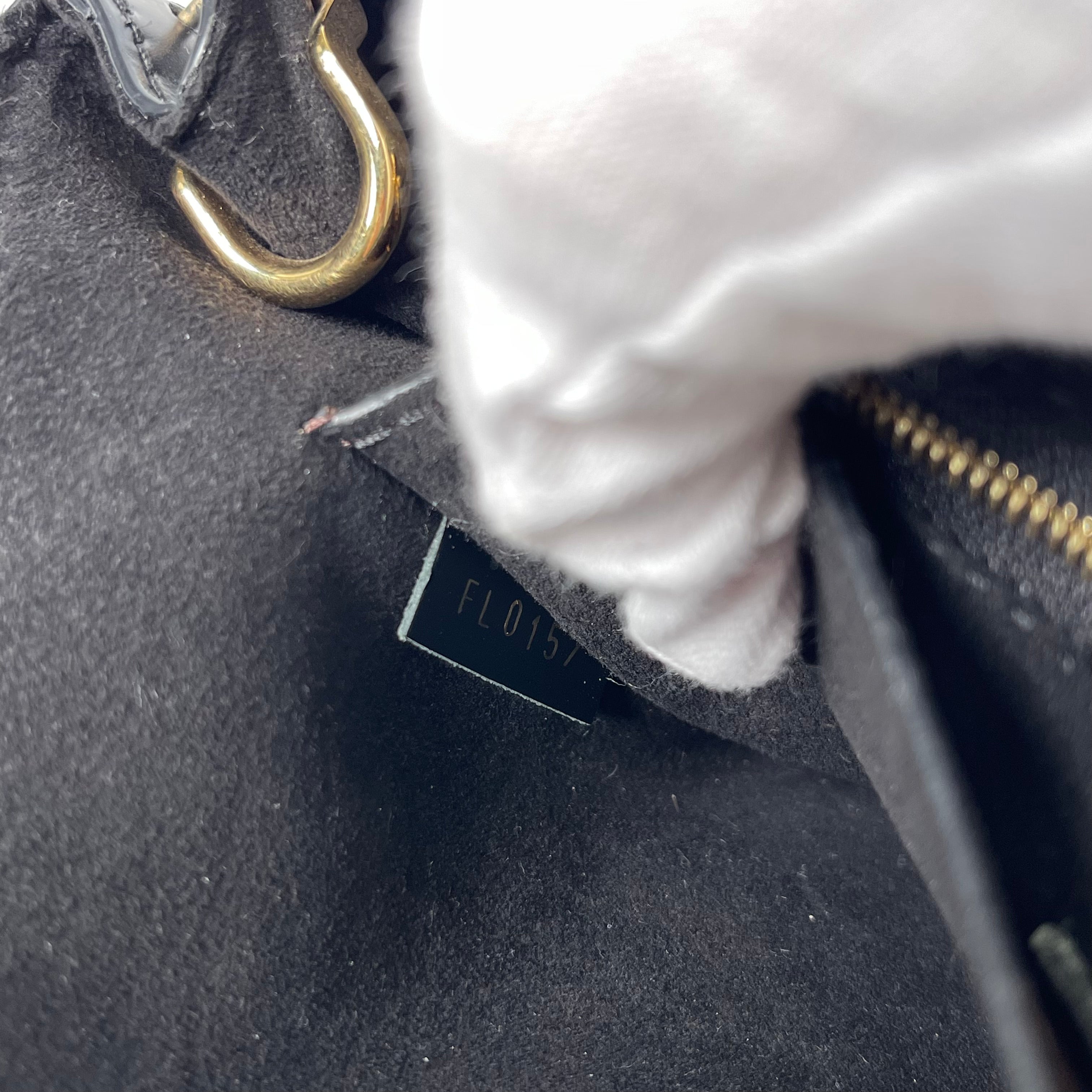 2601 secondhand LV one handle flap bag