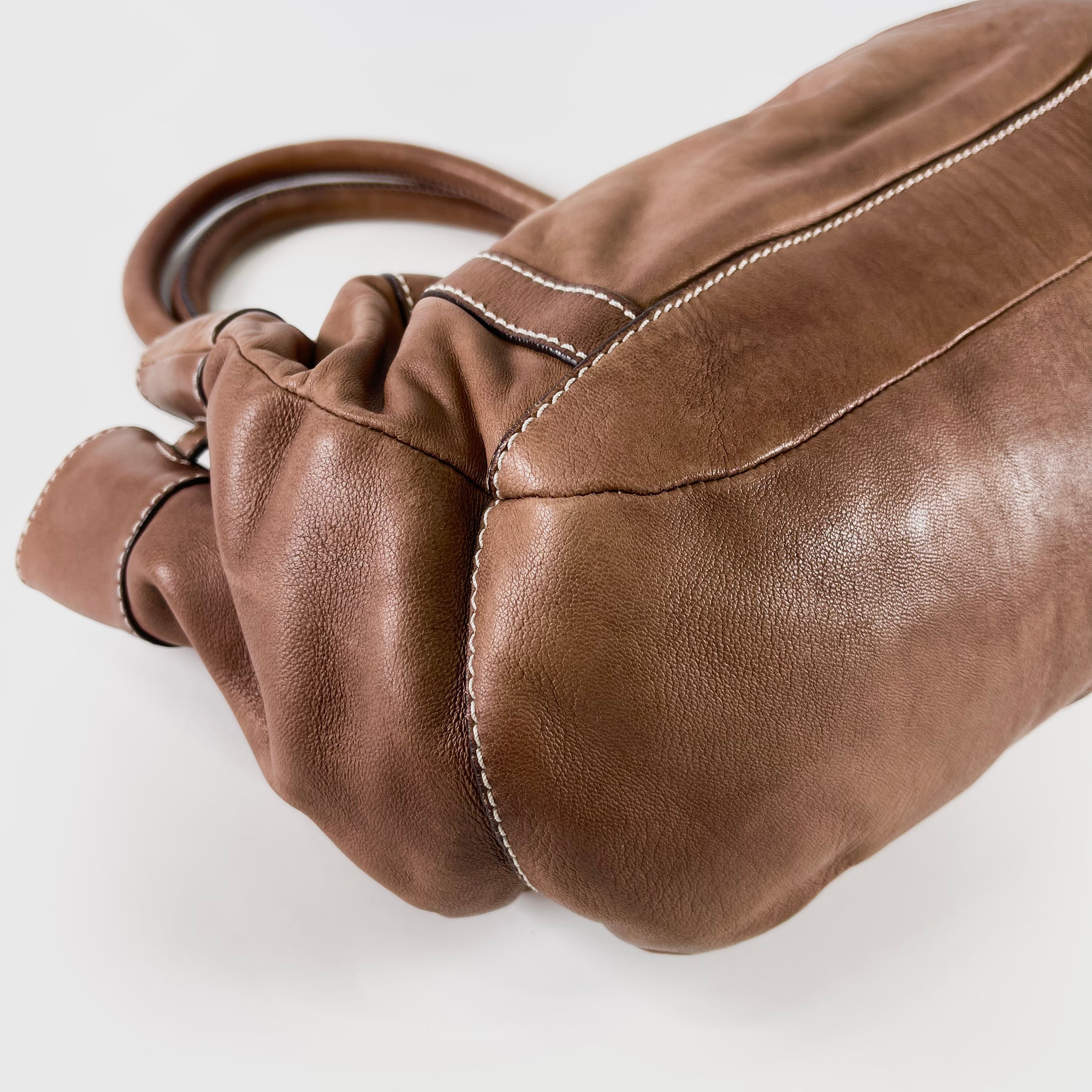 2601 secondhand BURBERRY hand bag