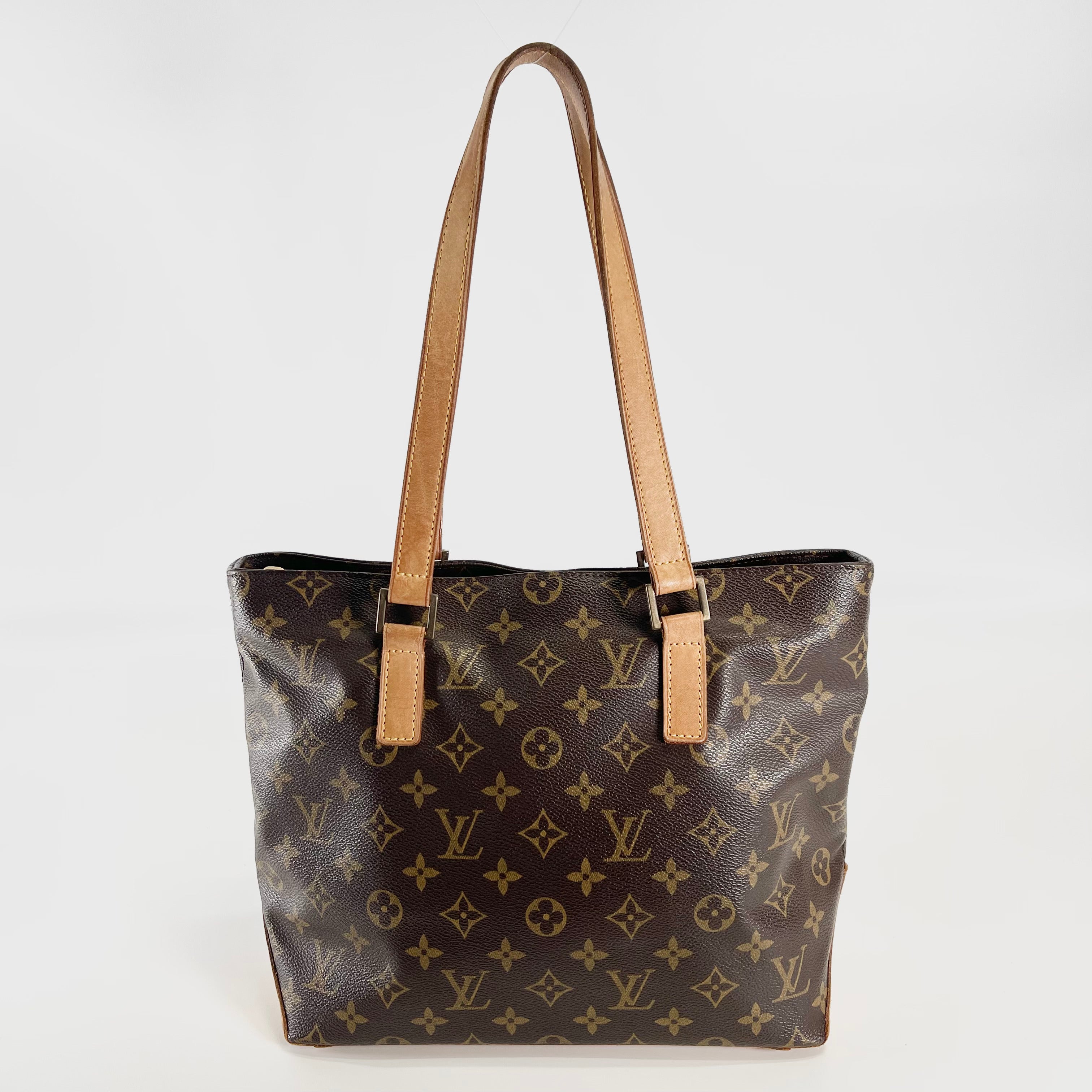 2602 secondhand LV Monogram piano