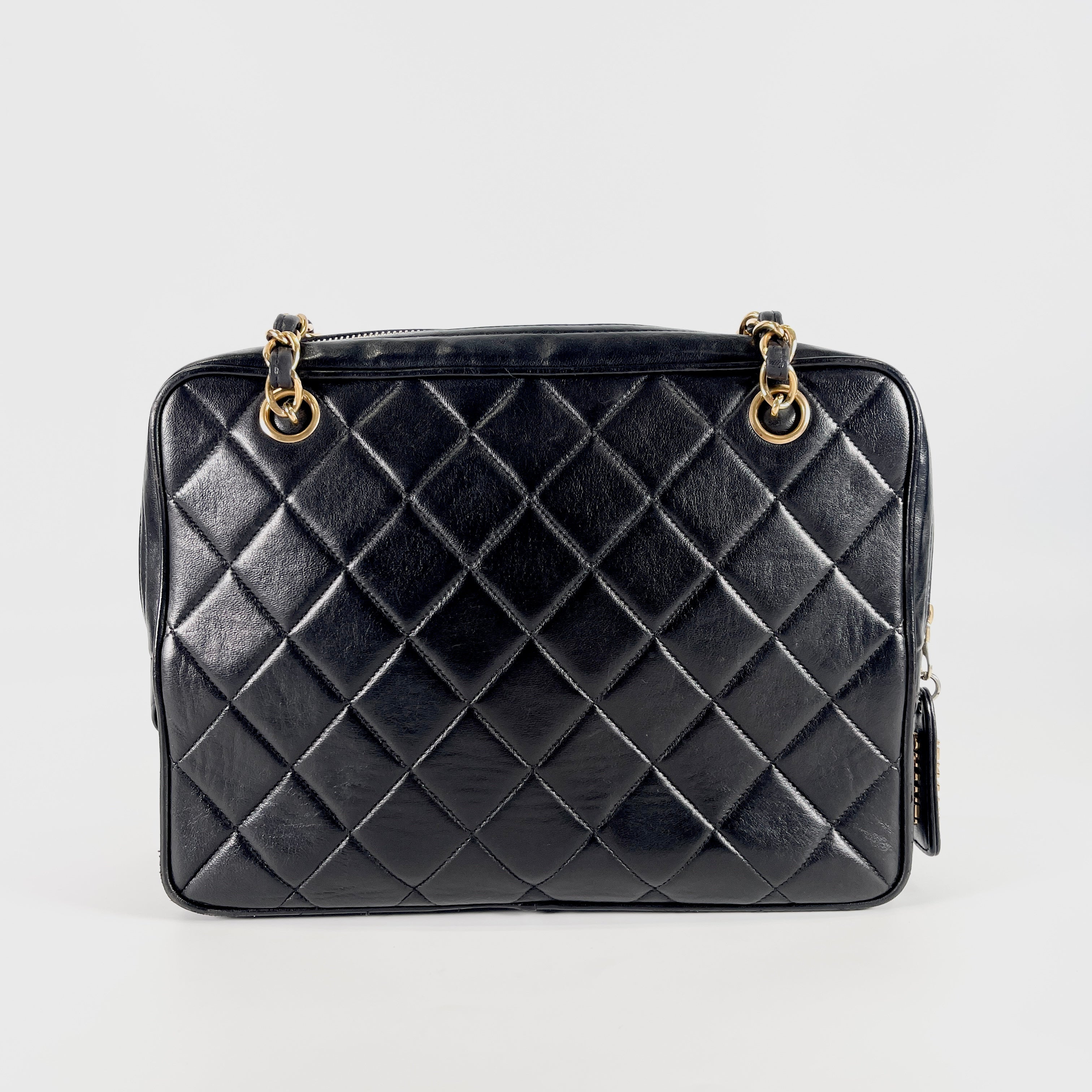 2508 CHANEL Chain Tote Bag