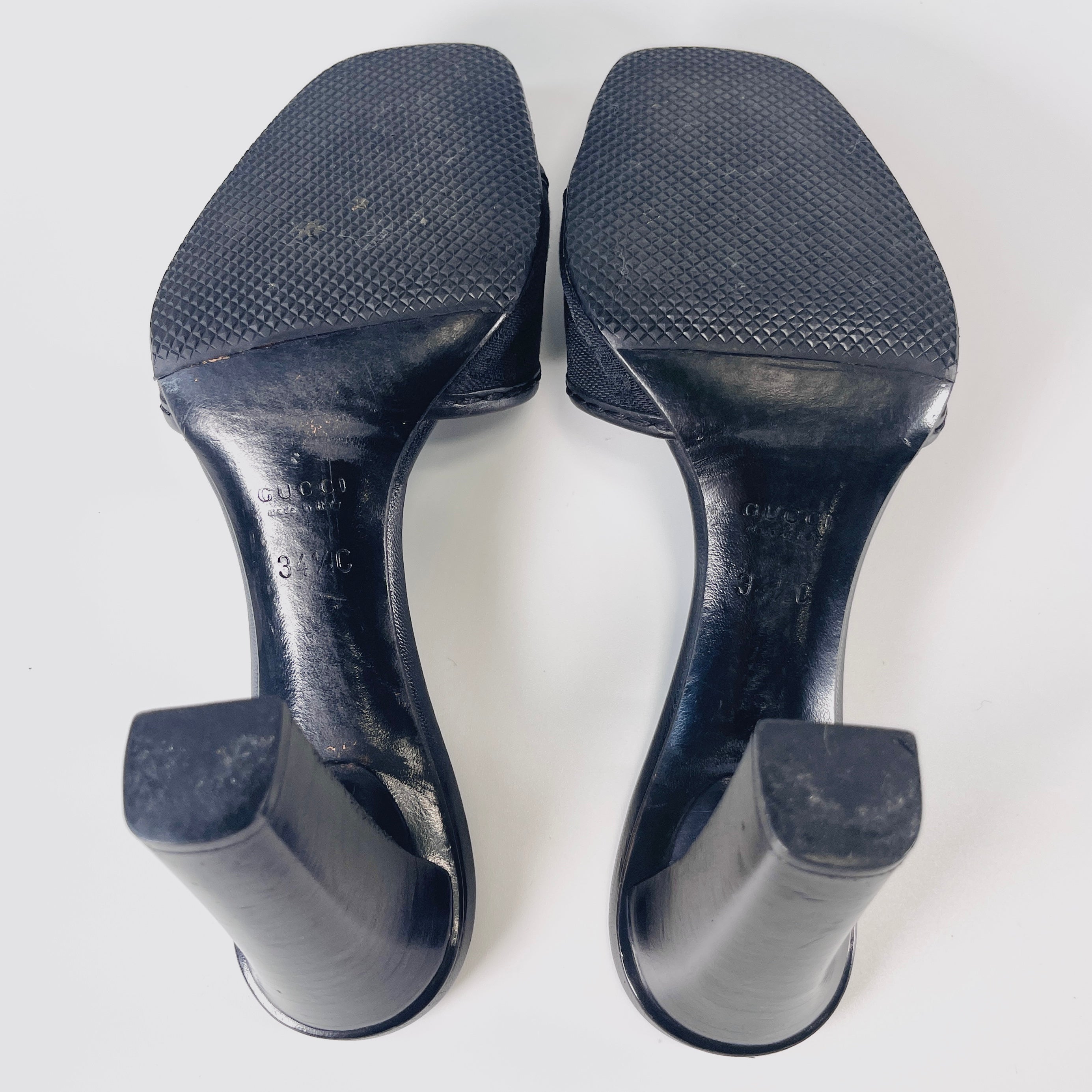 2606 secondhand GUCCI Sandals
