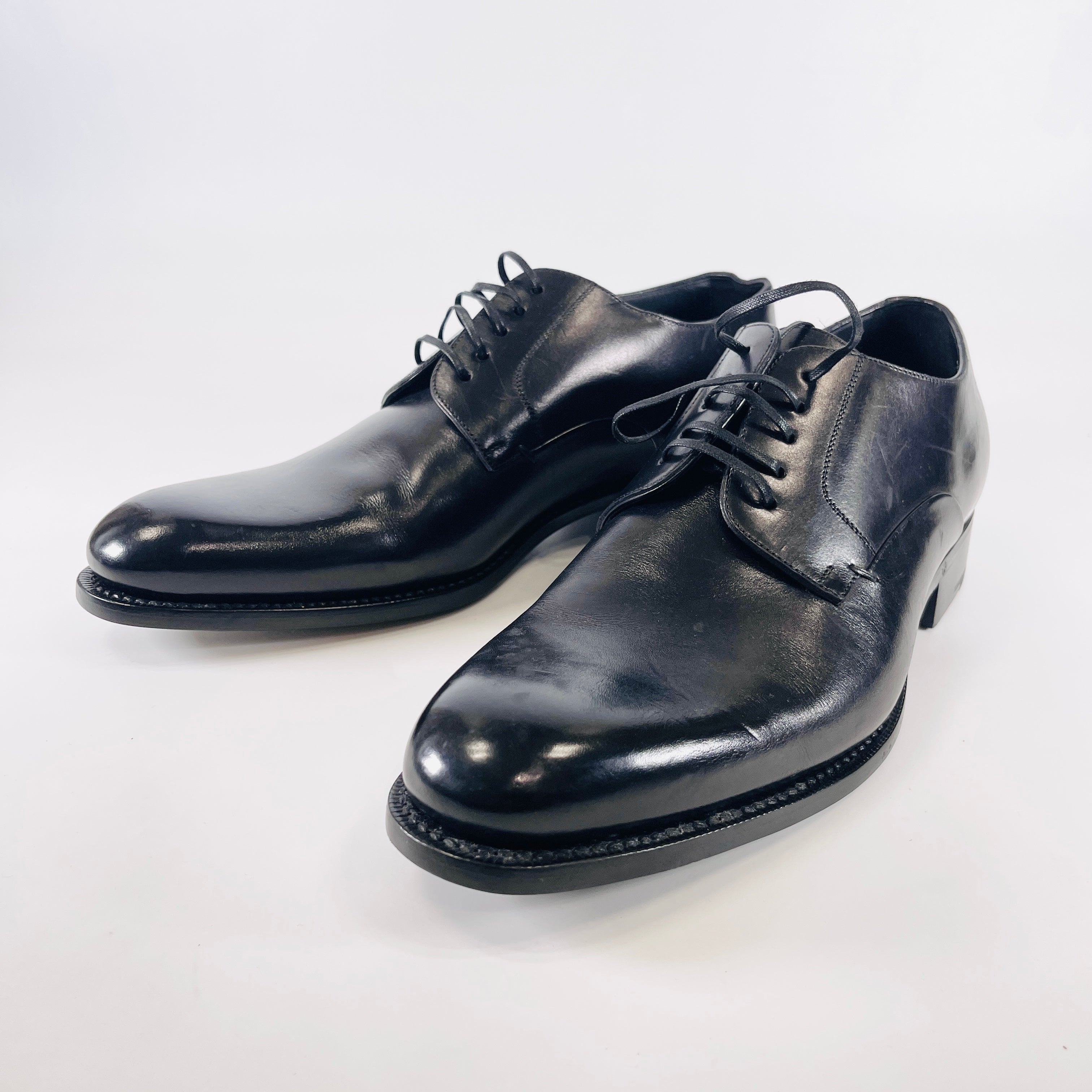 2602 secondhand CD leather shoes / Loafers