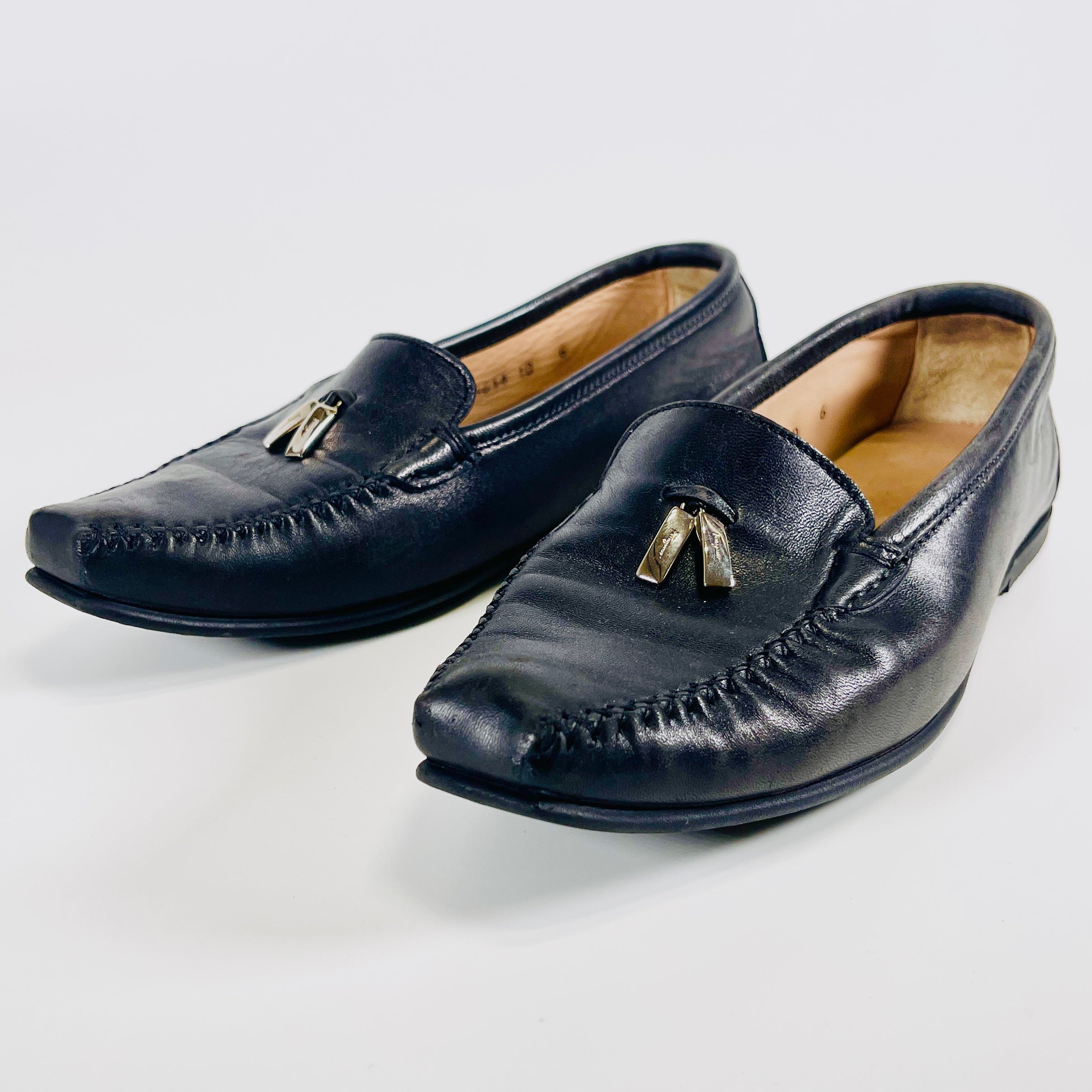 2606 secondhand loafers Salvatore Ferragamo size 6