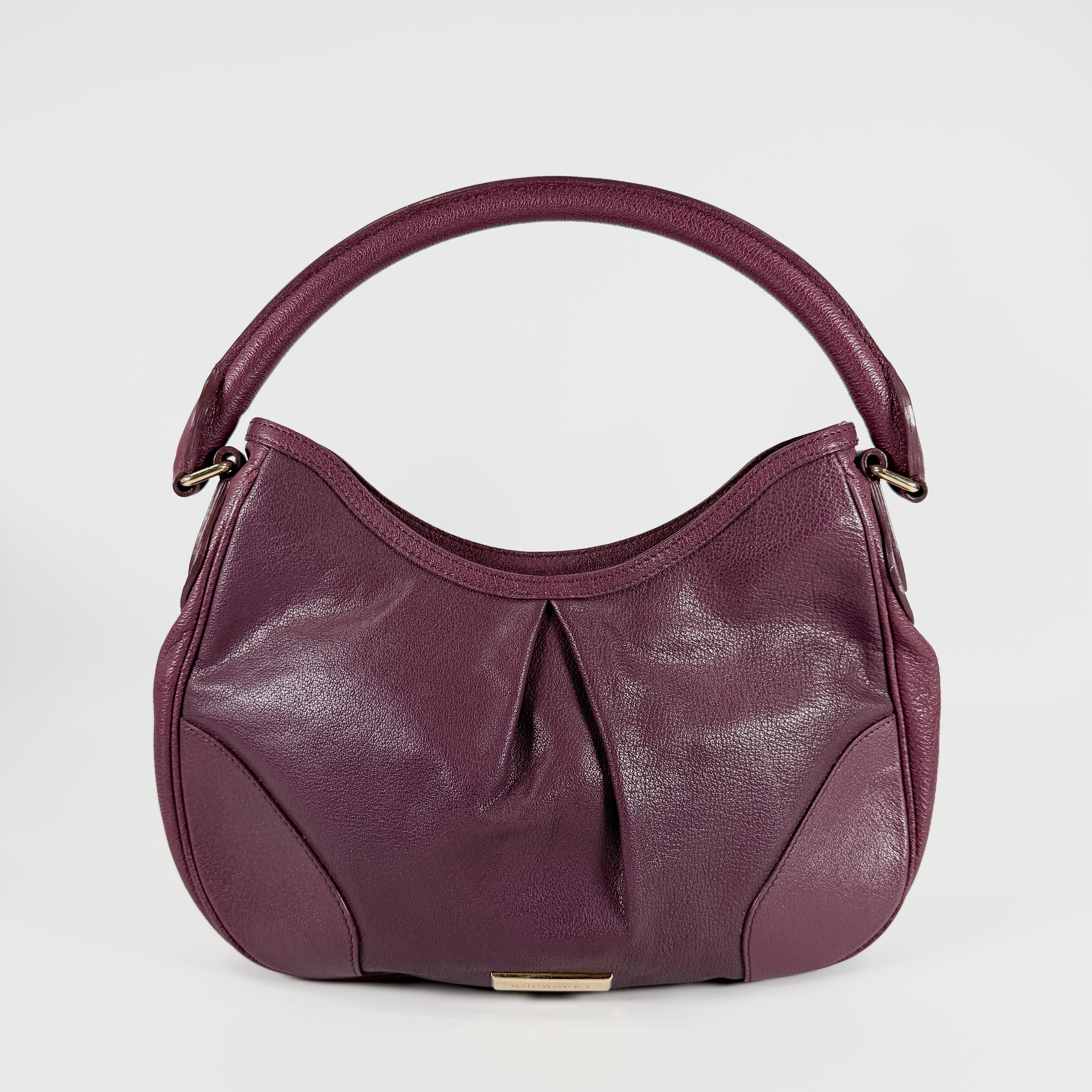 2607 secondhand BURBERRY hand bag