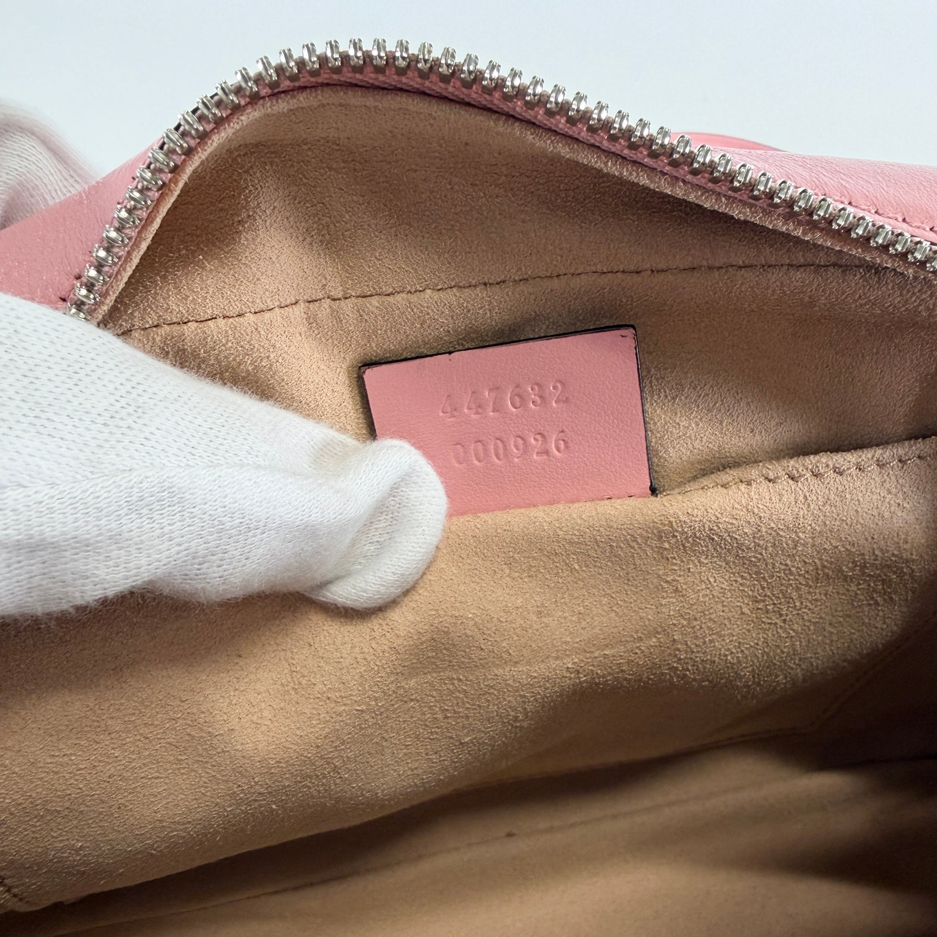 2605 secondhand GUCCI 447632 GG Marmont pink quilting Small camera bag