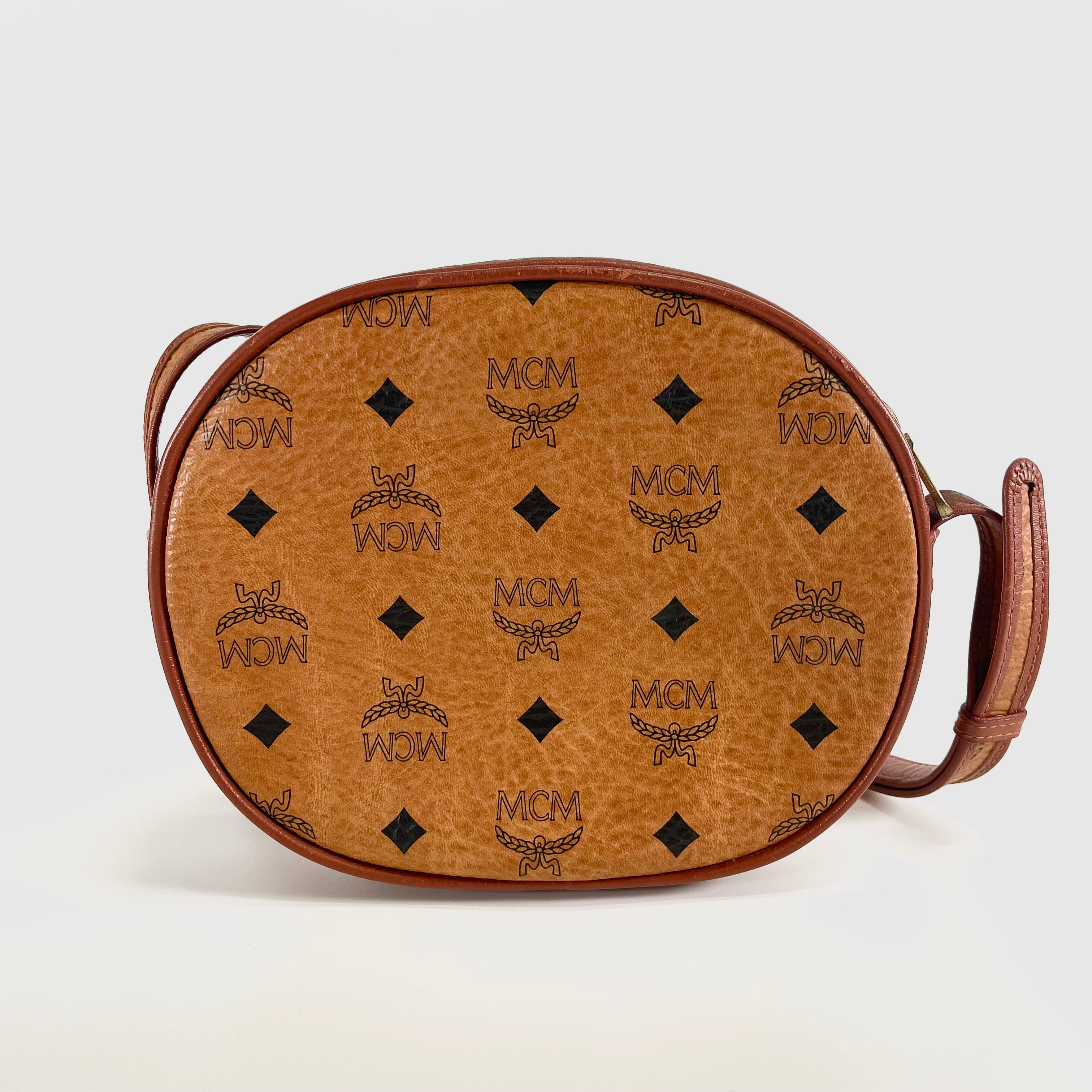 2605 secondhand MCM Shoulder bag