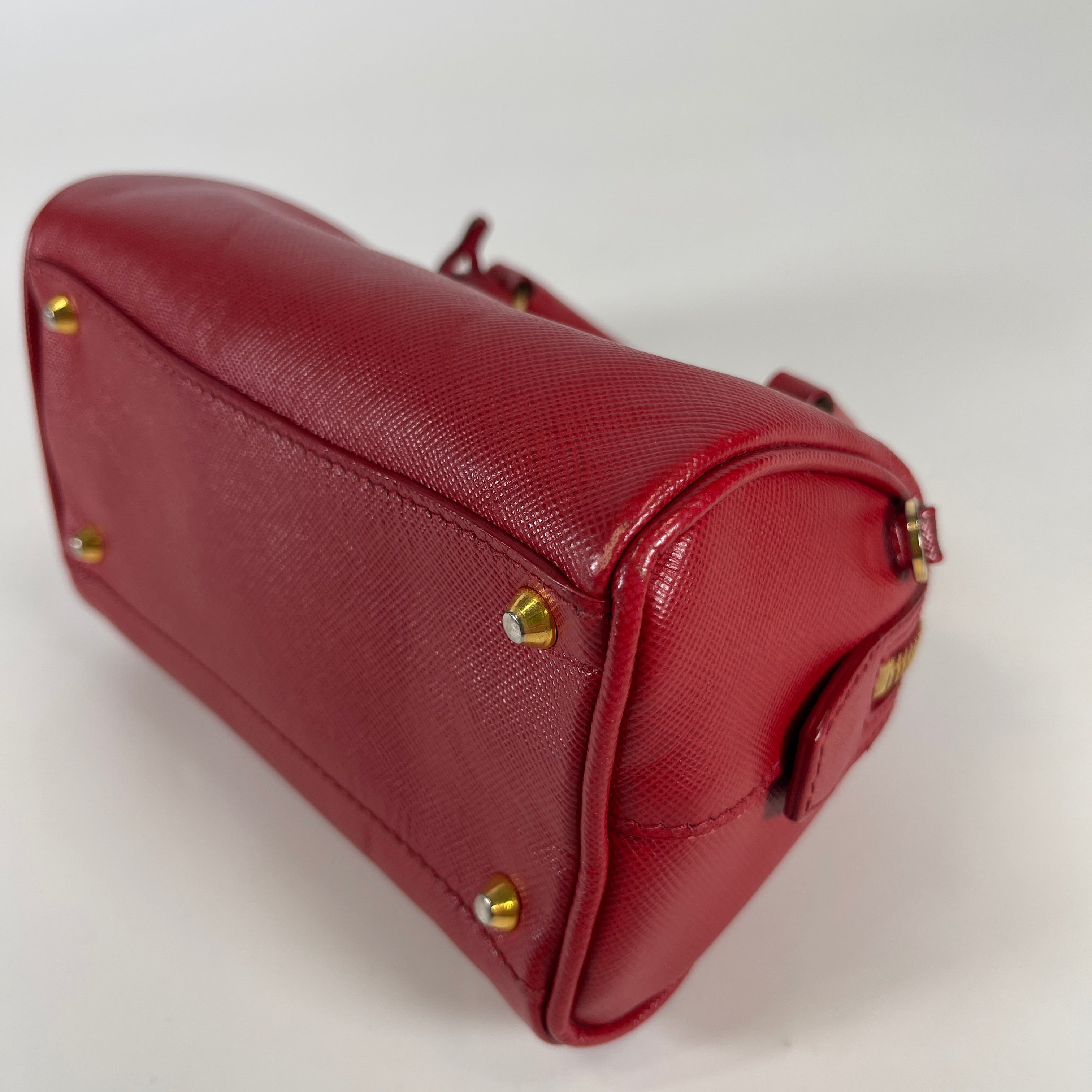 2606 secondhand PRADA mini Shoulder bag