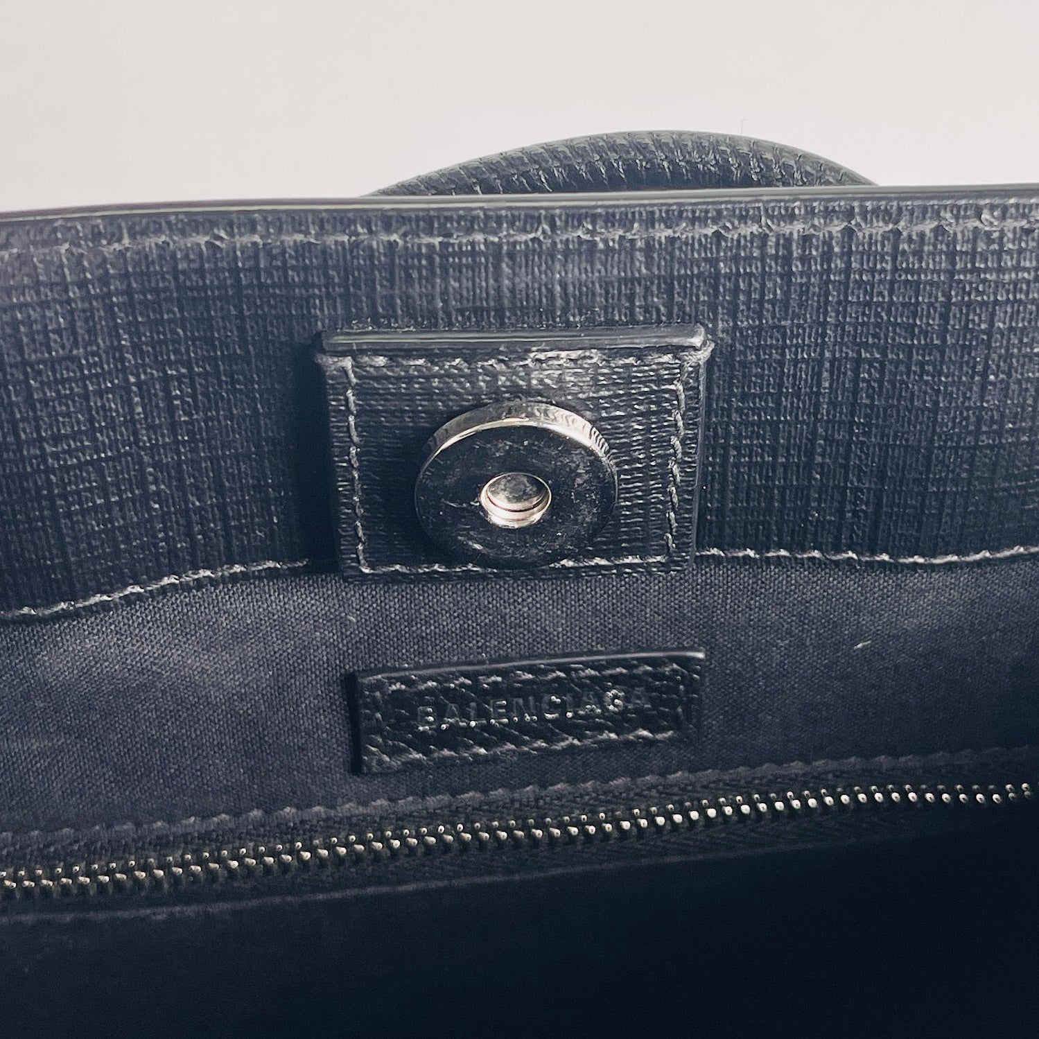 2603 secondhand BALENCIAGA brand bag shopping Tote XXS shoulder black 50