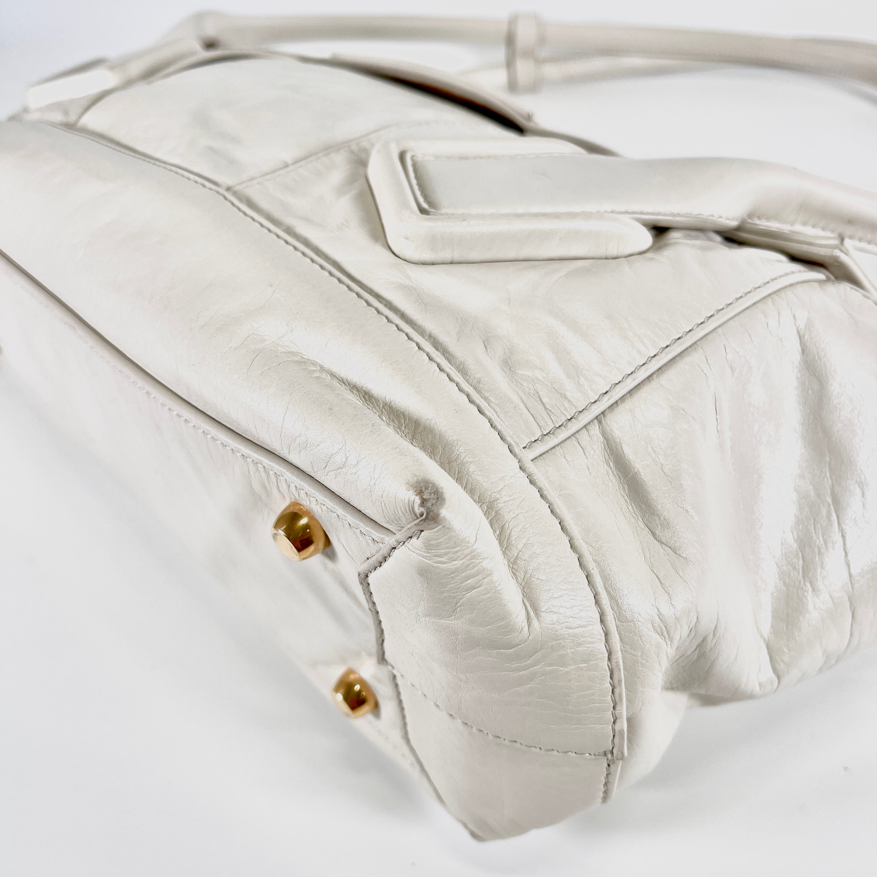 2605 secondhand BOTTEGAVENETA Arco off white