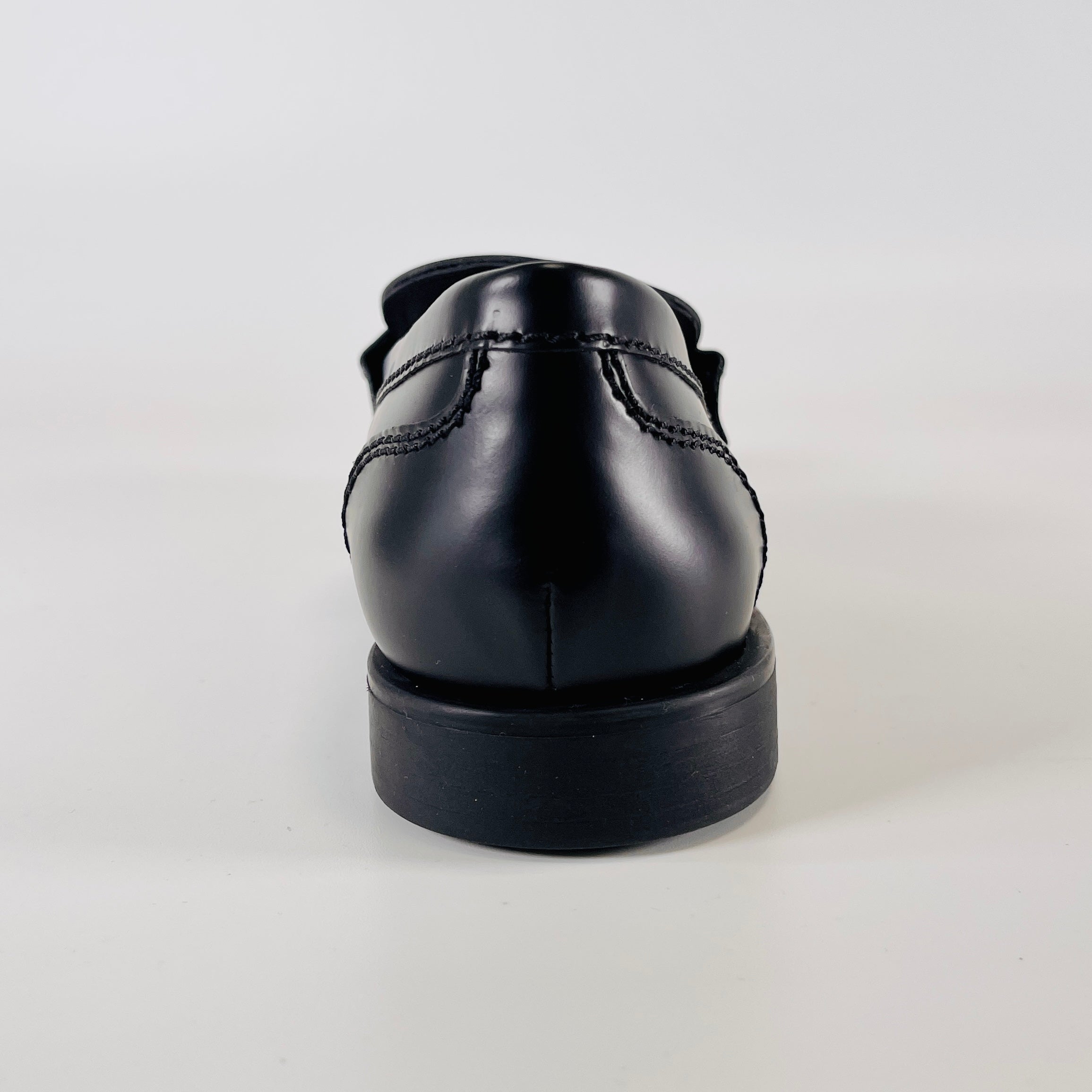 2606 secondhand MIUMIU leather Loafers 38 Women's black logo Embossing fur