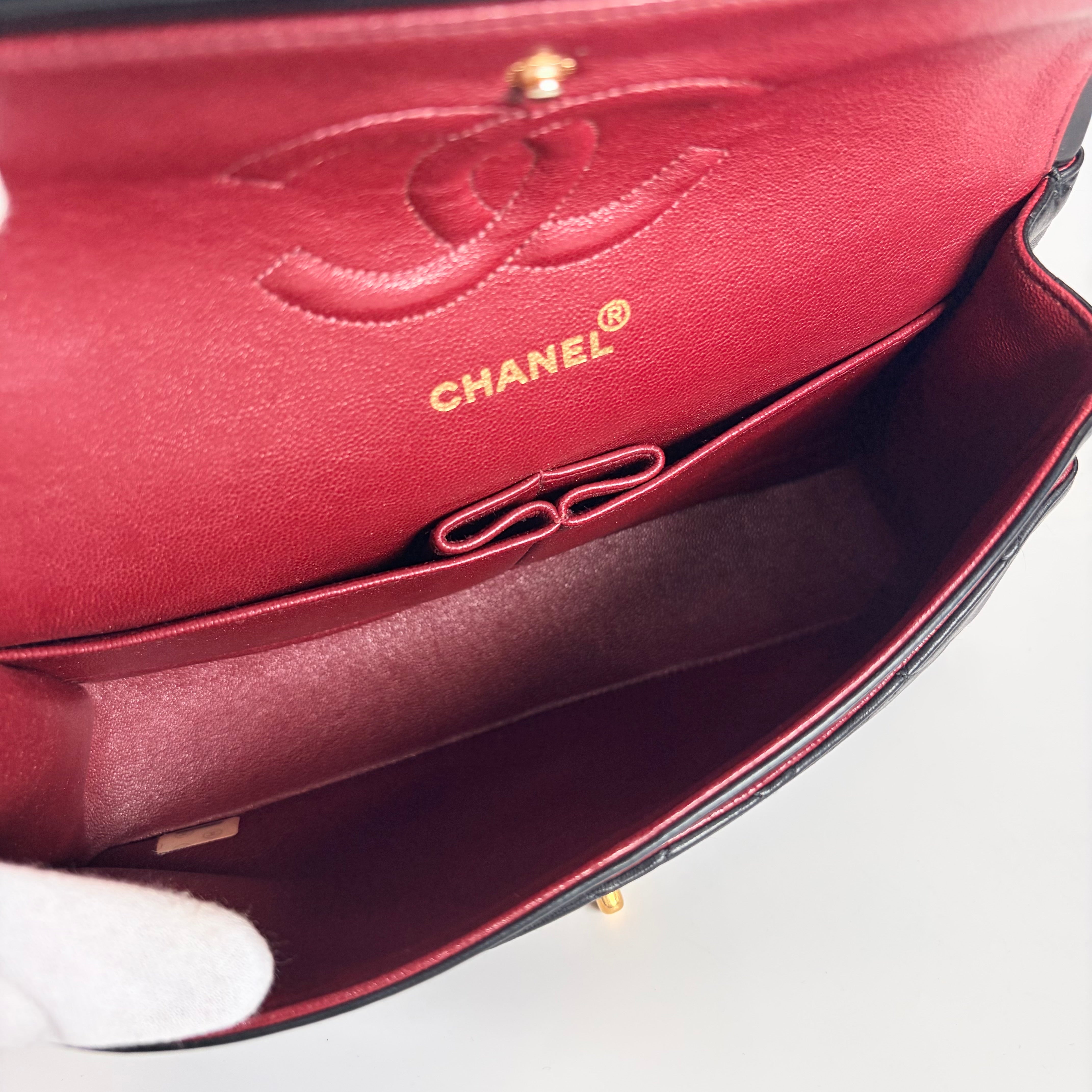 2605 secondhand CHANEL Matelasse Chain Shoulder Bag