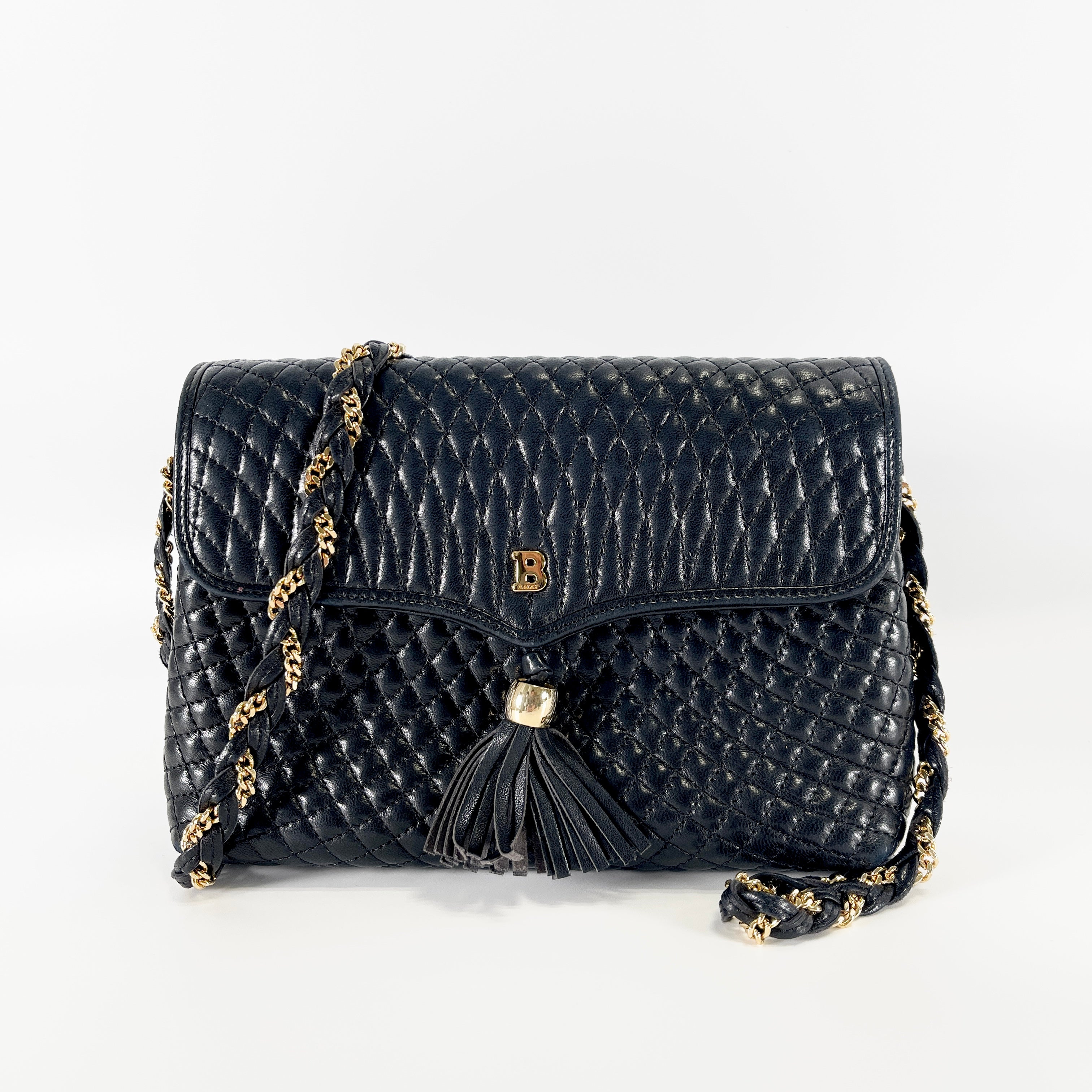 2604 secondhand BALLY Chain Shoulder black