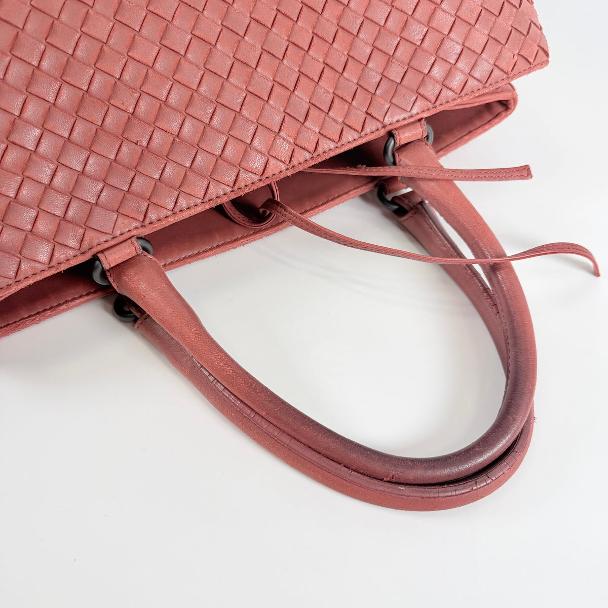 2608 secondhand BOTTEGA VENETA Intrecciato Leather Tote Bag