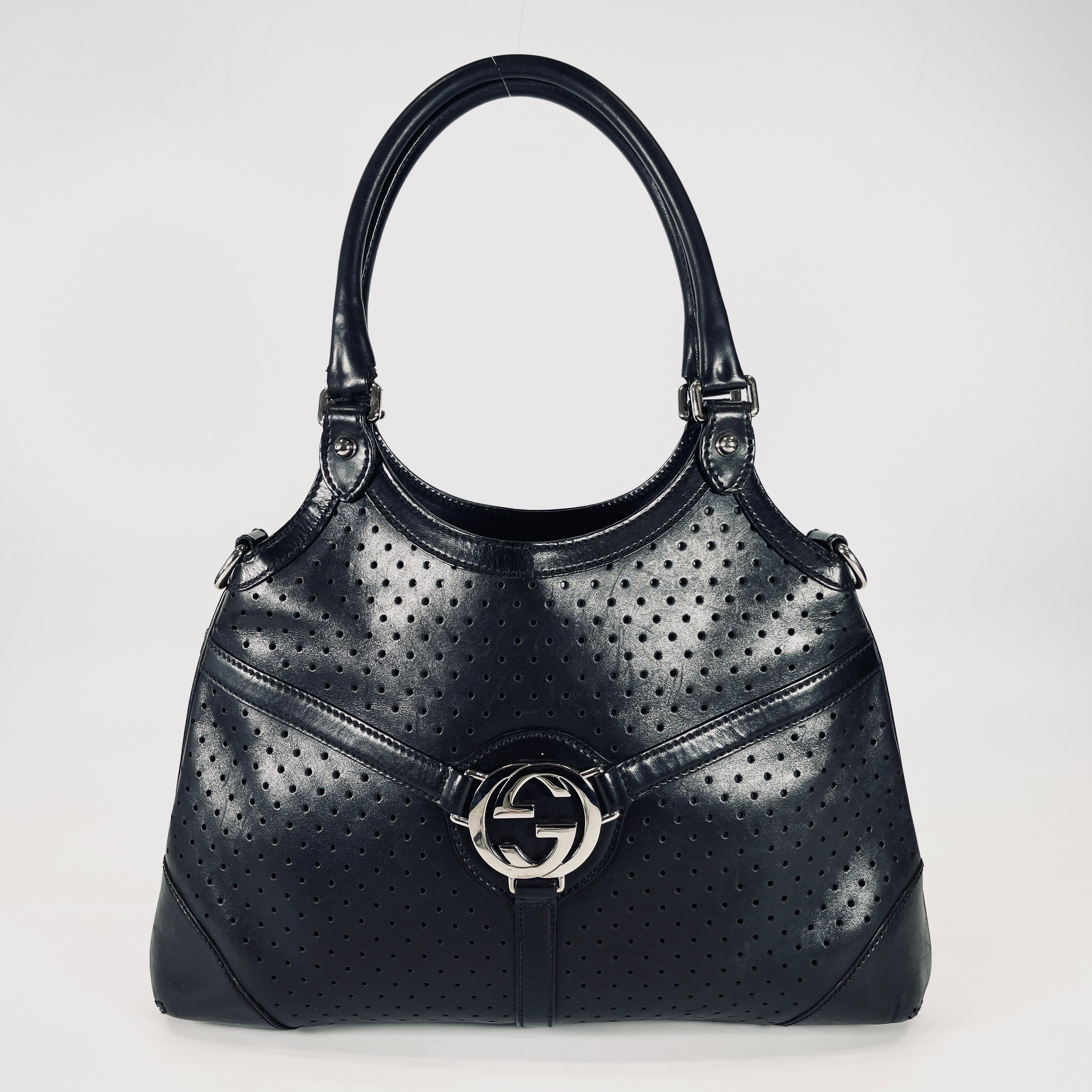 2605 secondhand GUCCI hand bag