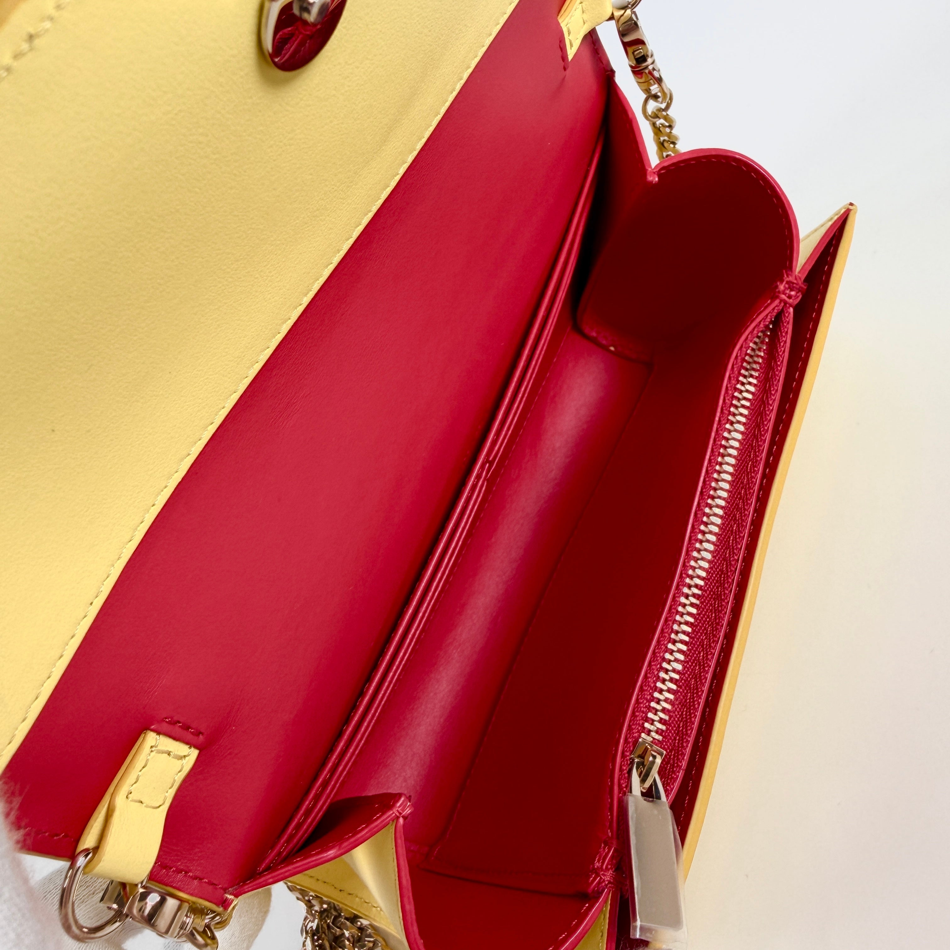 2606 secondhand Christian Louboutin Chain Shoulder Yellow