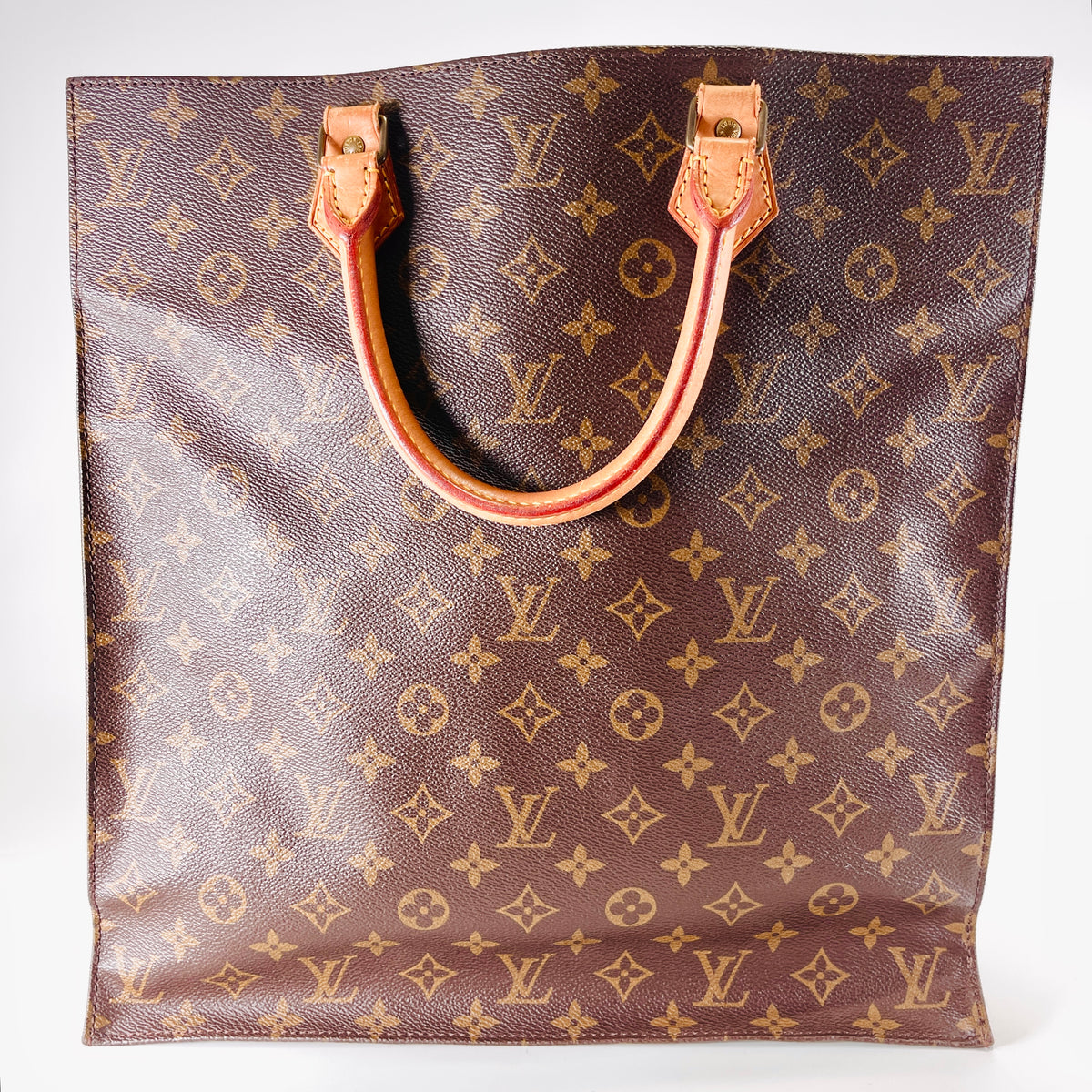 2605 secondhand LV Monogram Sac Plat