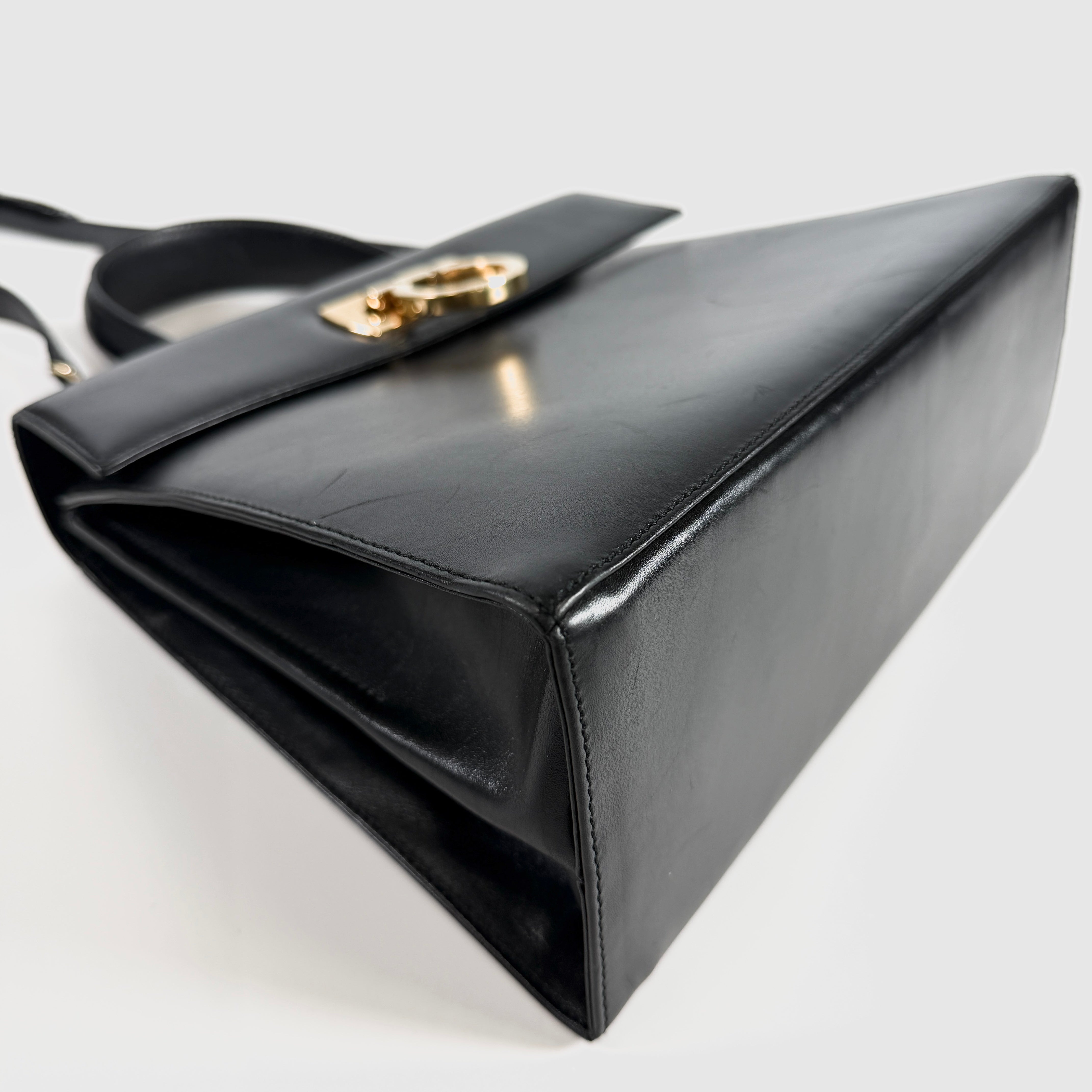 2607 secondhand Ferragamo Gancini 2Way bag