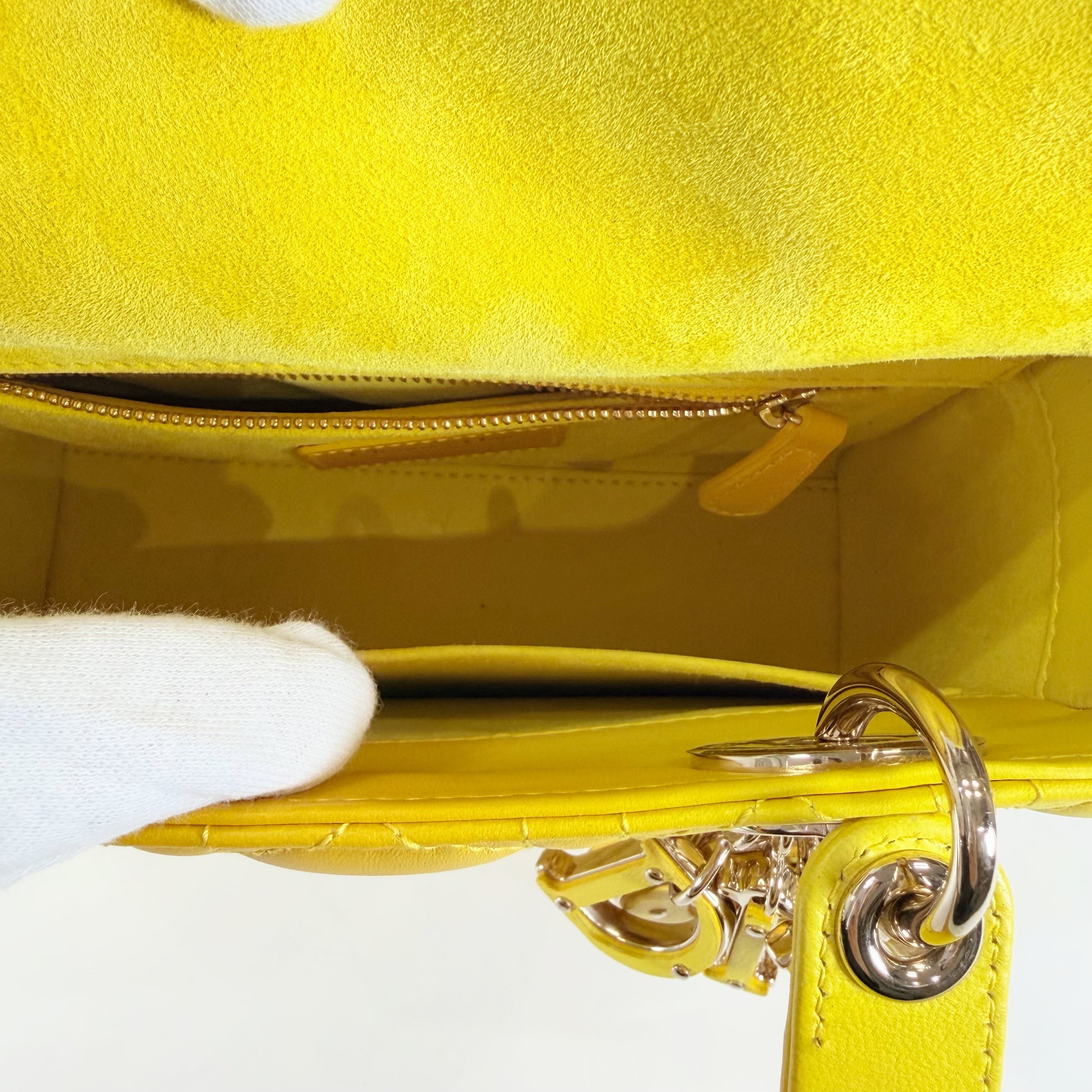 2508 CD Lady Dior Small YE
