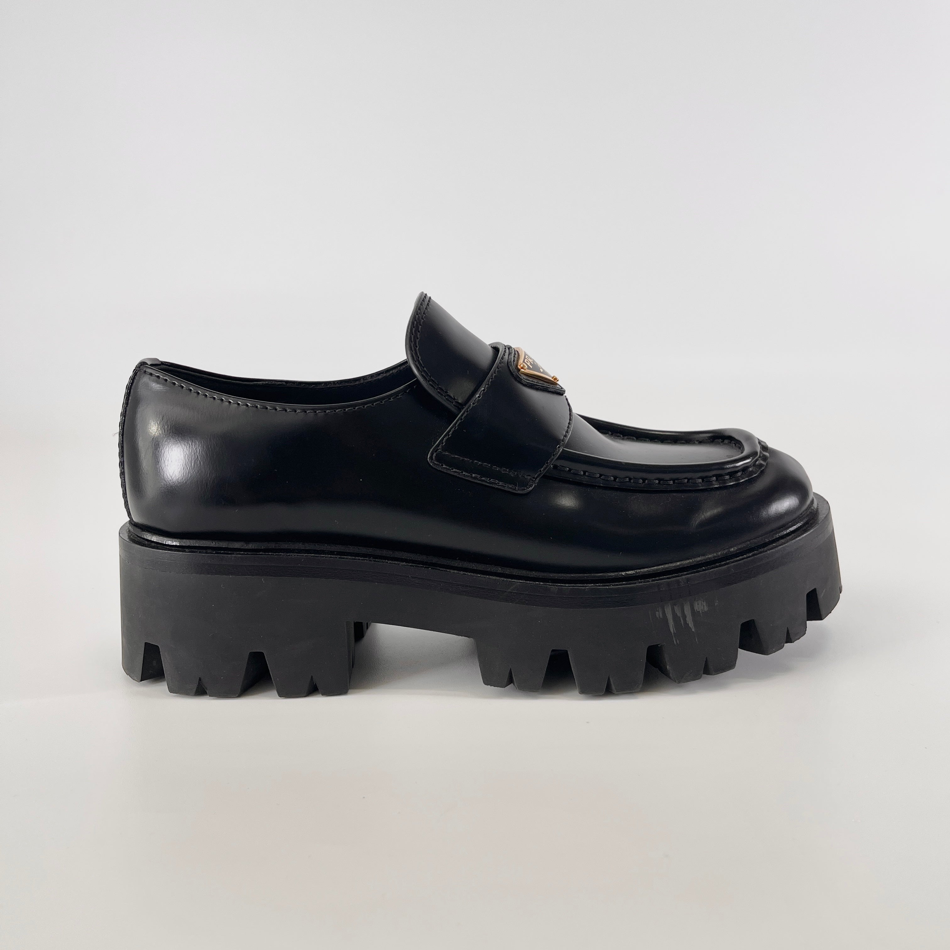 2604 secondhand PRADA mono leather Loafers 35 Women's black 185 Triangle Logo