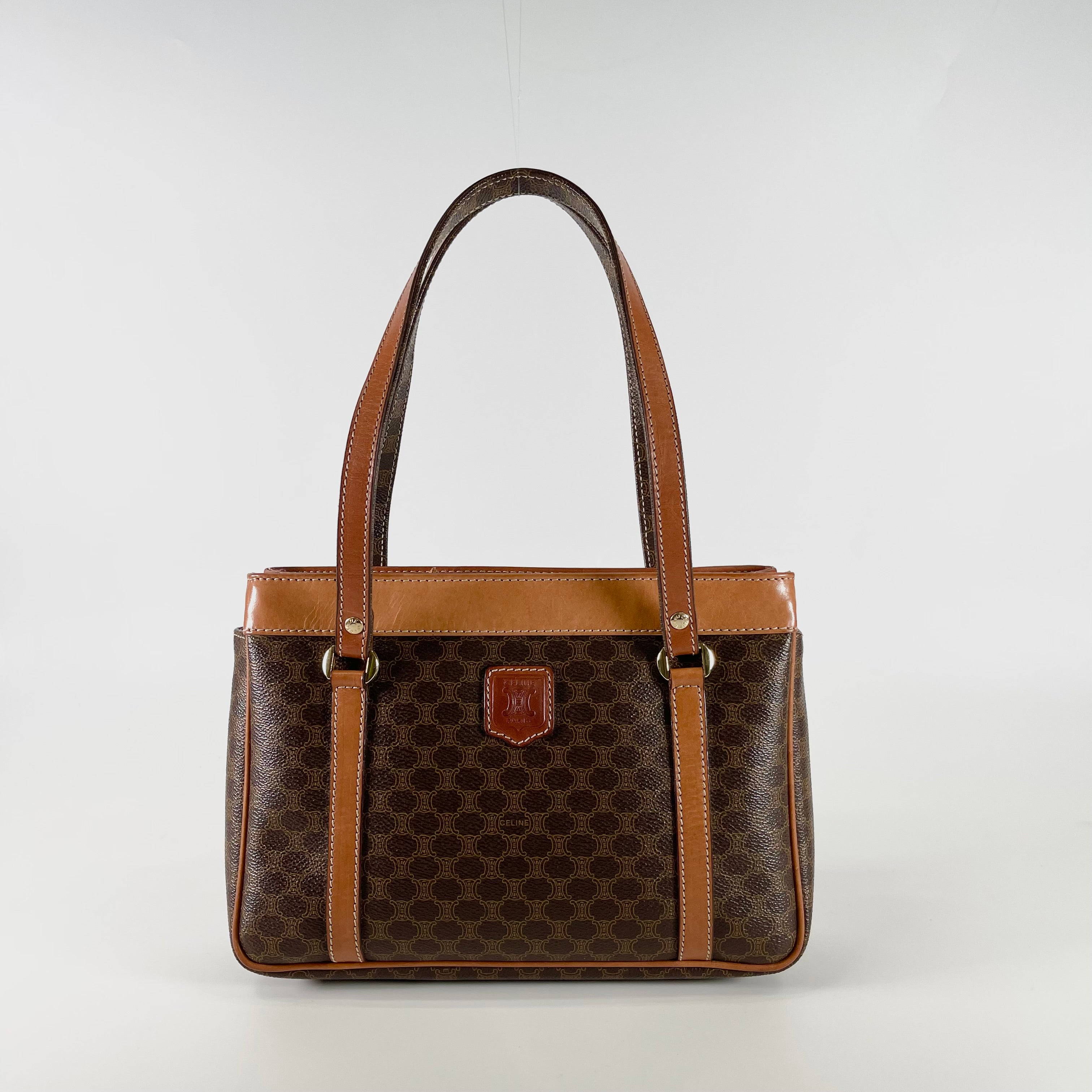 2604 secondhand CELINE Macadam hand bag