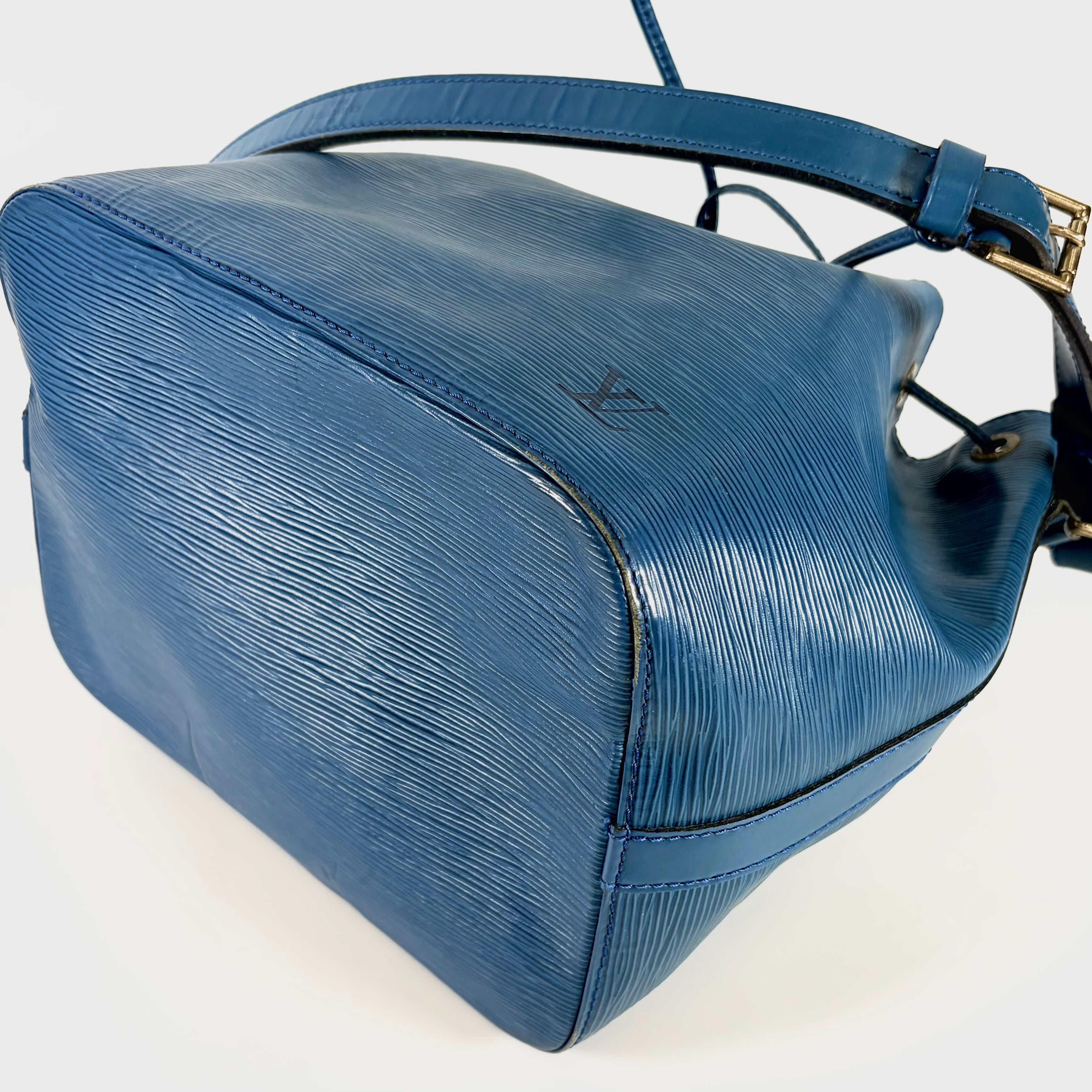 2604 secondhand LV Epi Petit Noé