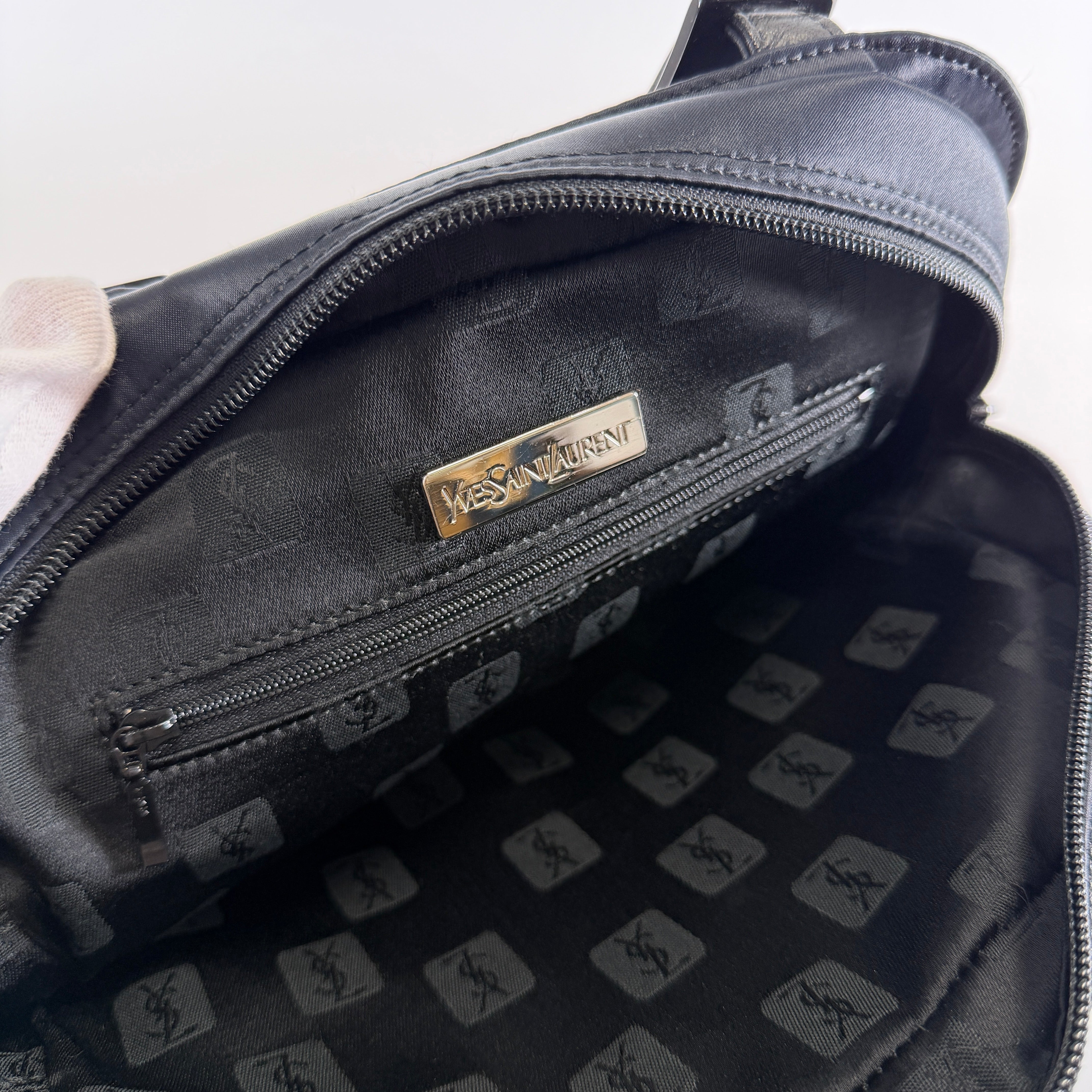 2607 secondhand SAINTLAURENT YSL hand bag