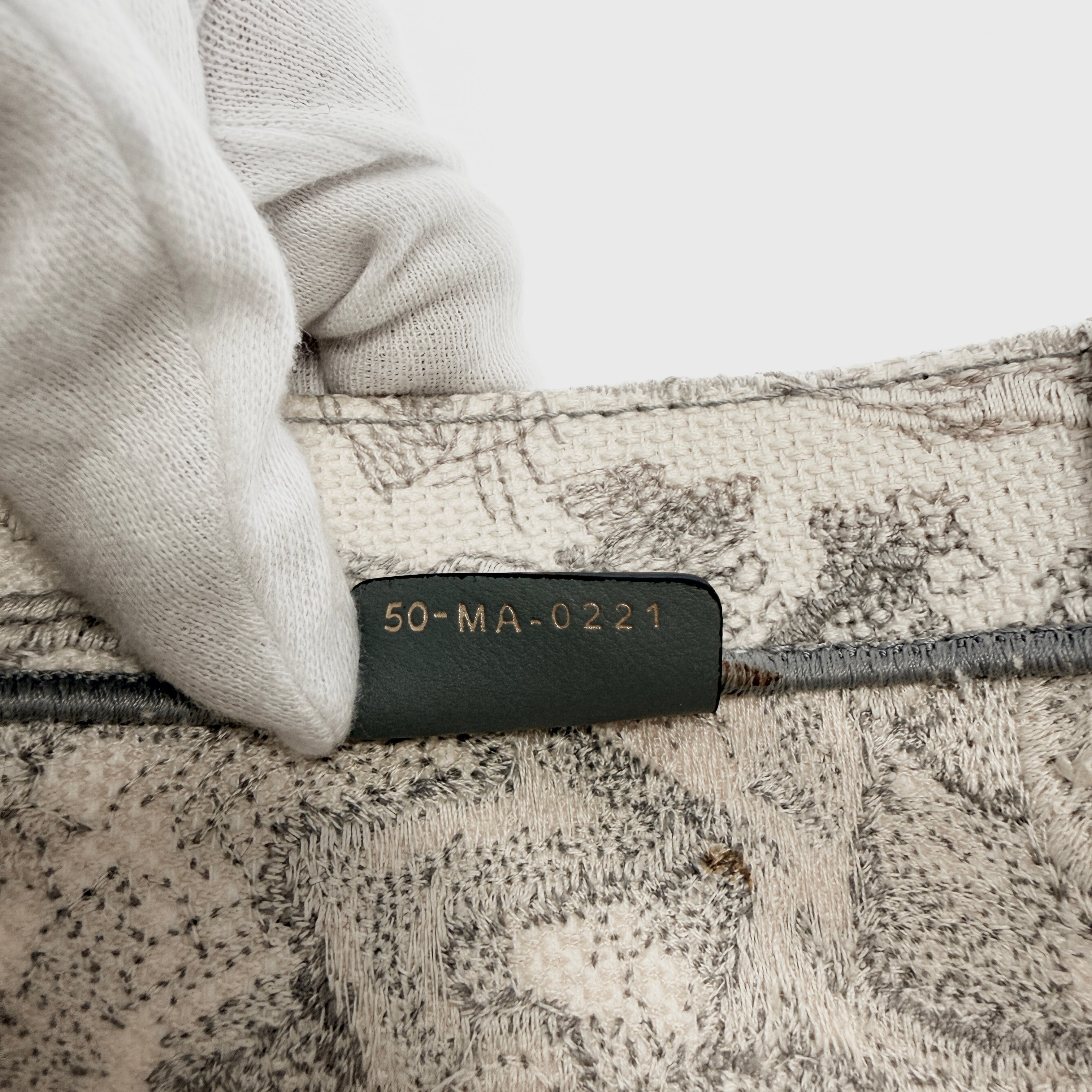 2605 secondhand ChristianDior Book Tote medium Toile Do Jui