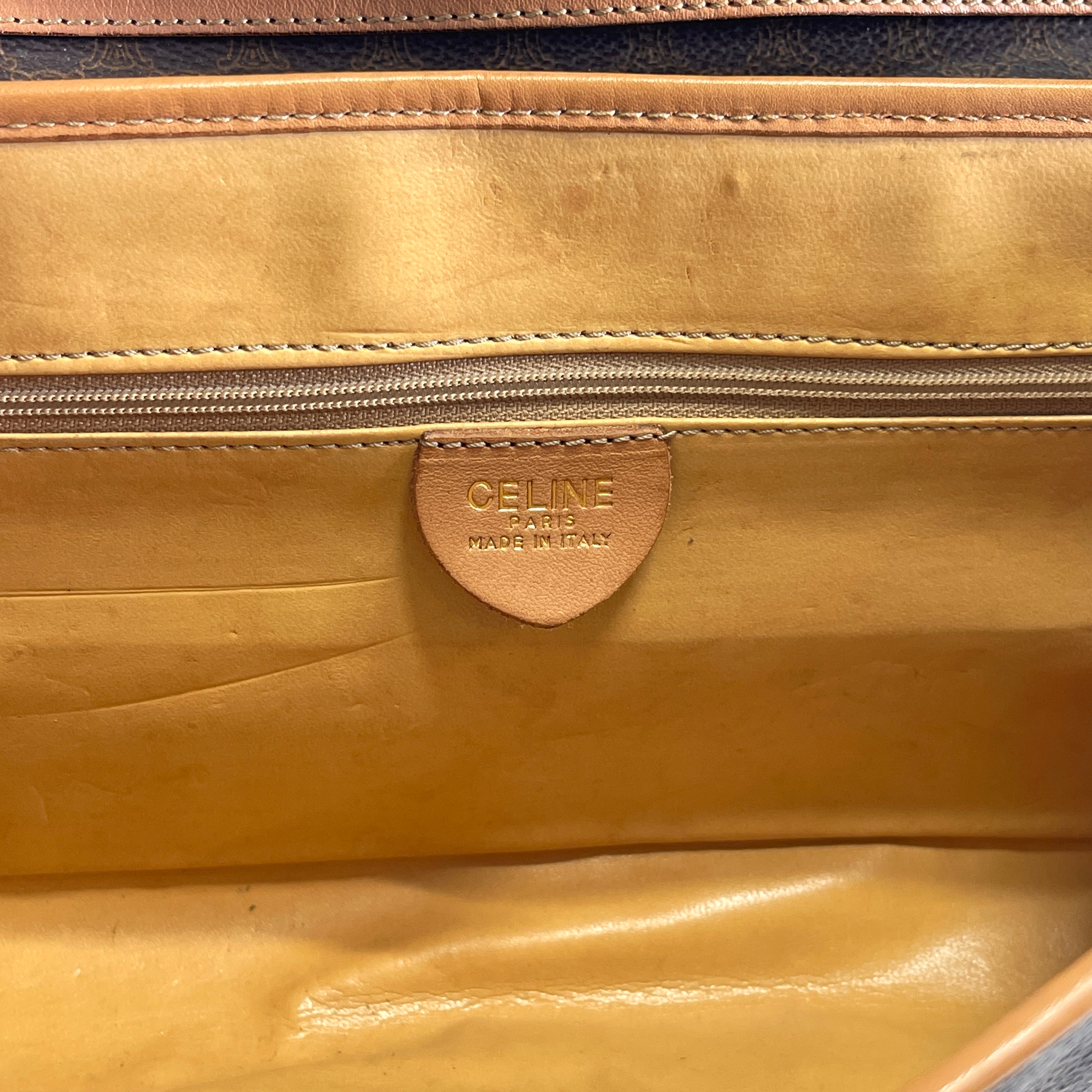 2605 secondhand CELINE Macadam Shoulder bag