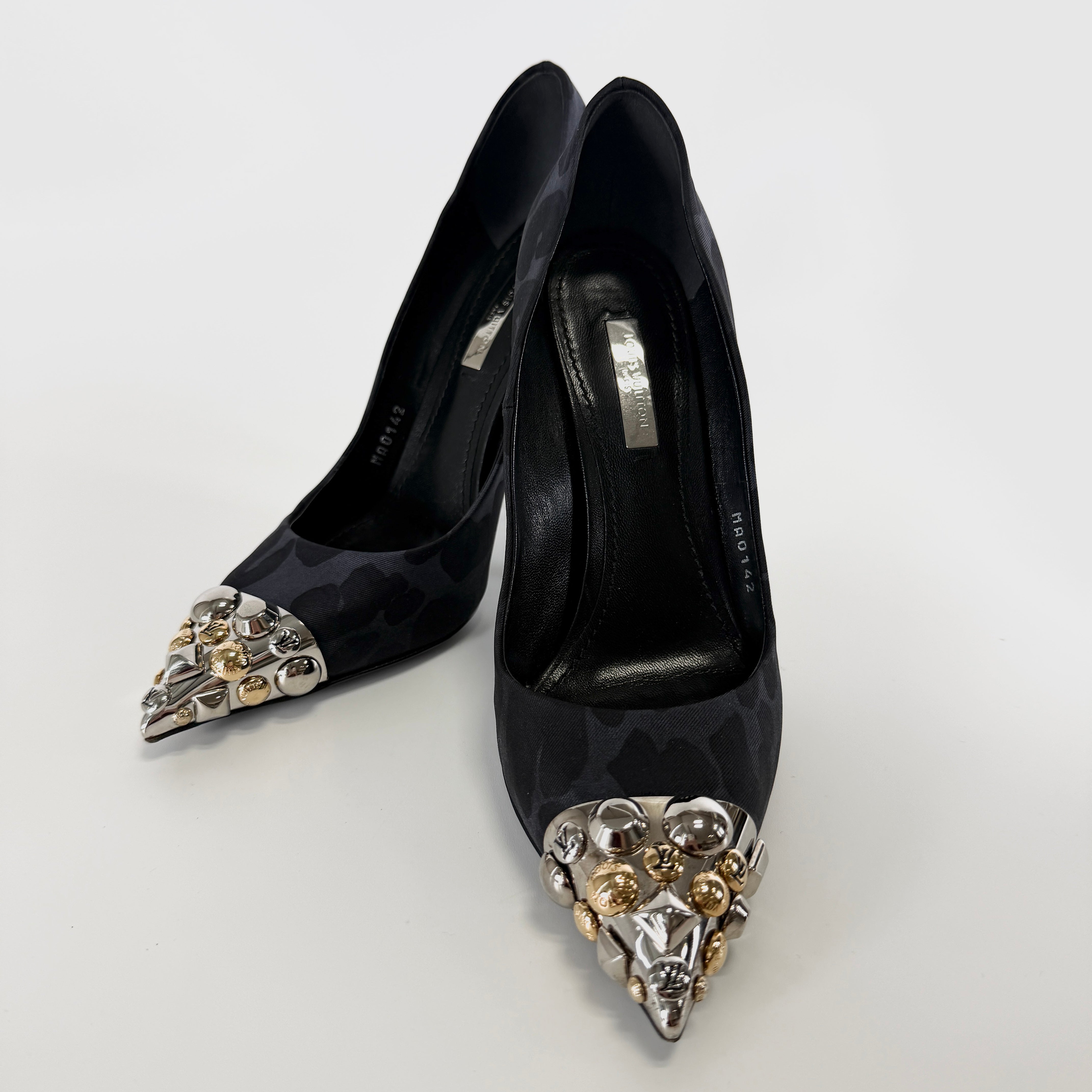 2607 secondhand LV 12 year fabric pumps 37 1/2 Women's Navy × black MA0142 Leopard Pattern studs metal