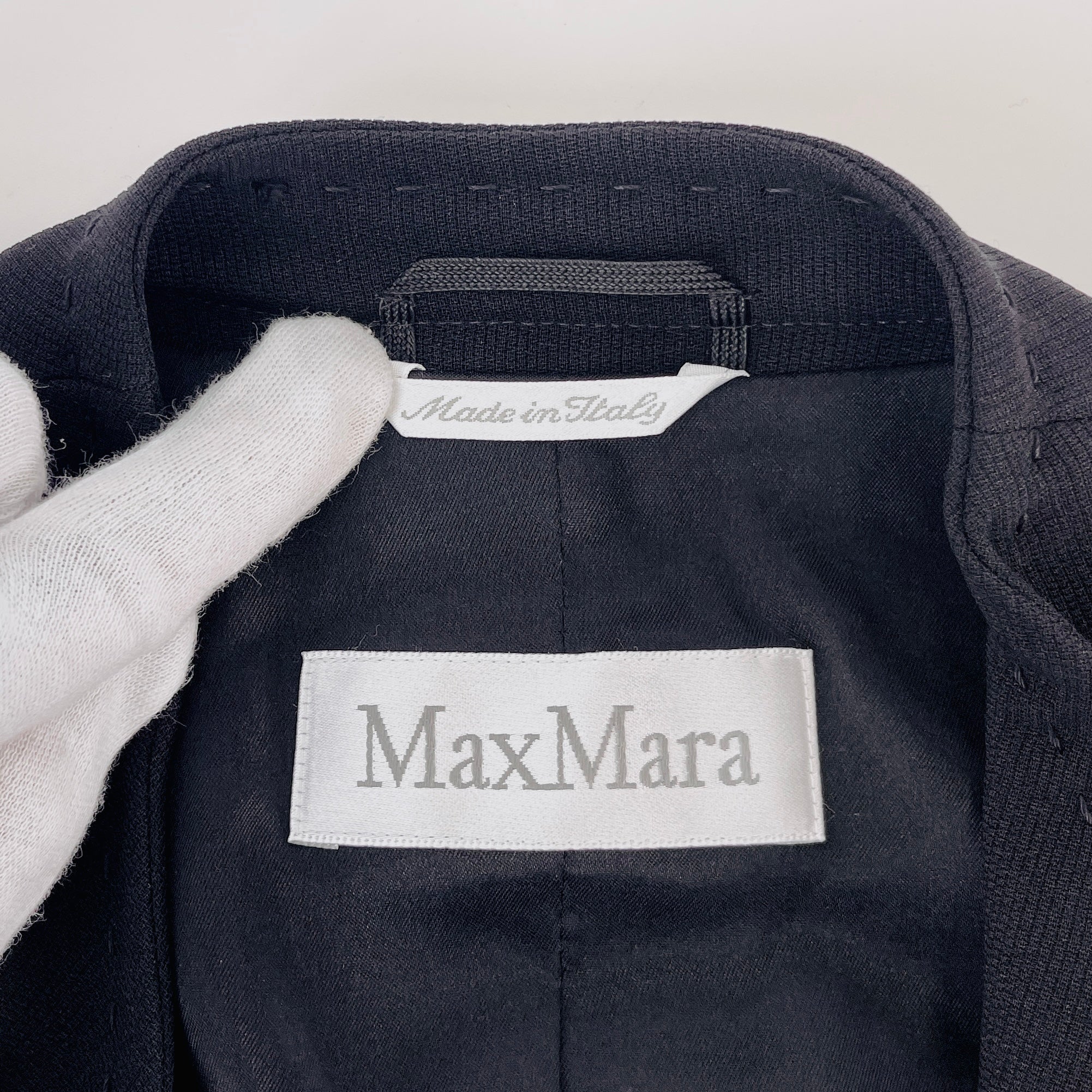 2606 secondhand MAX MARA set up