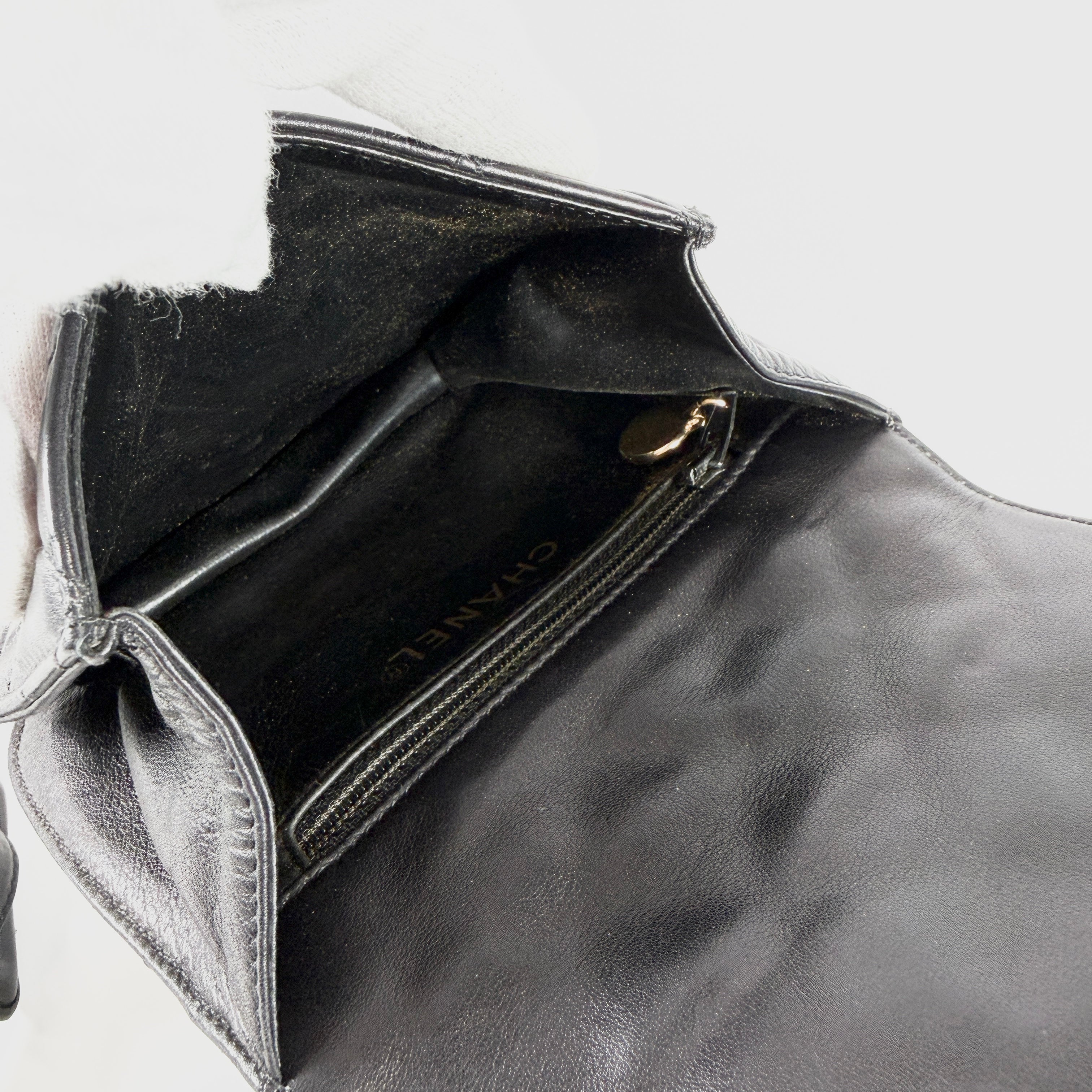 2606 secondhand CHANEL Body Bag / Waist Bag Matelasse