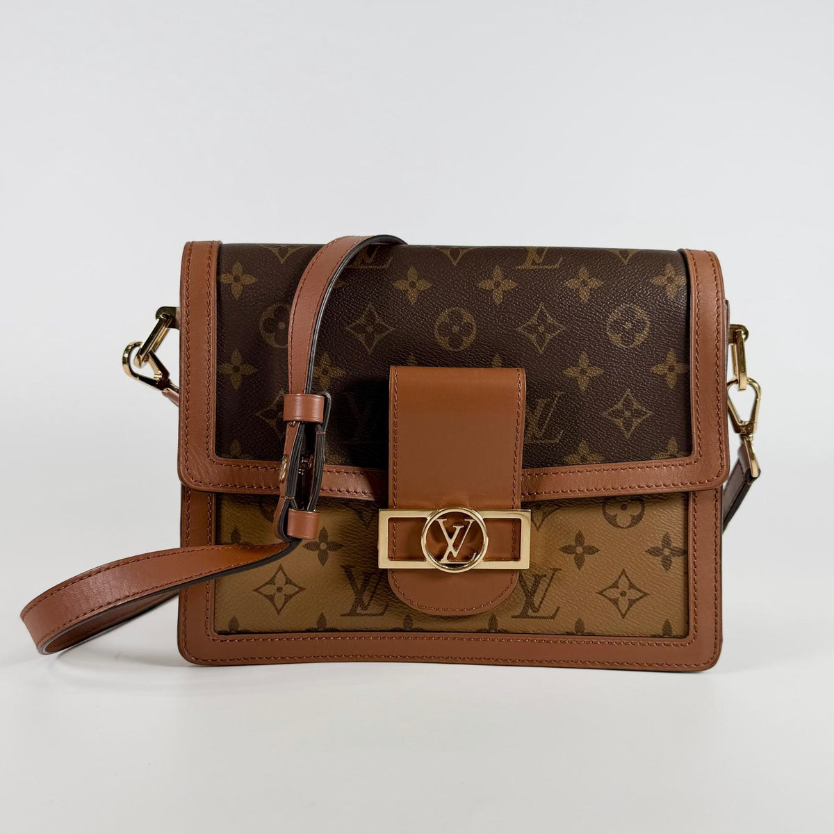 Used Shoulder Bag Dauphines