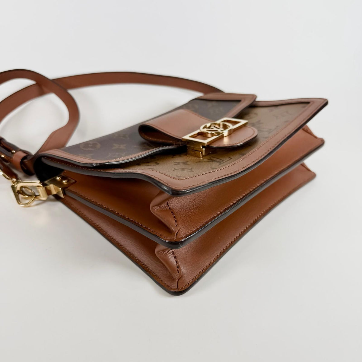 Used Shoulder Bag Dauphines