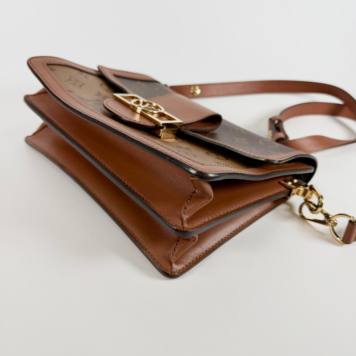 Used Shoulder Bag Dauphines