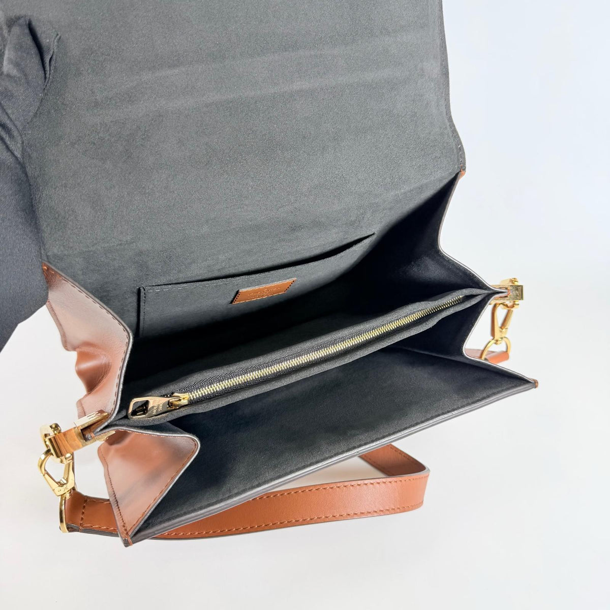 Used Shoulder Bag Dauphines